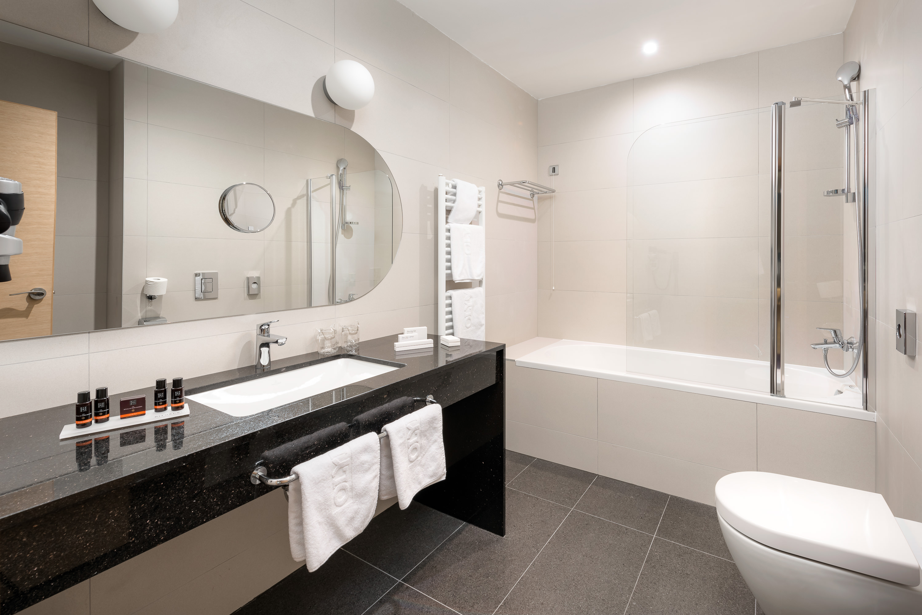 Suite Deluxe with Balcony