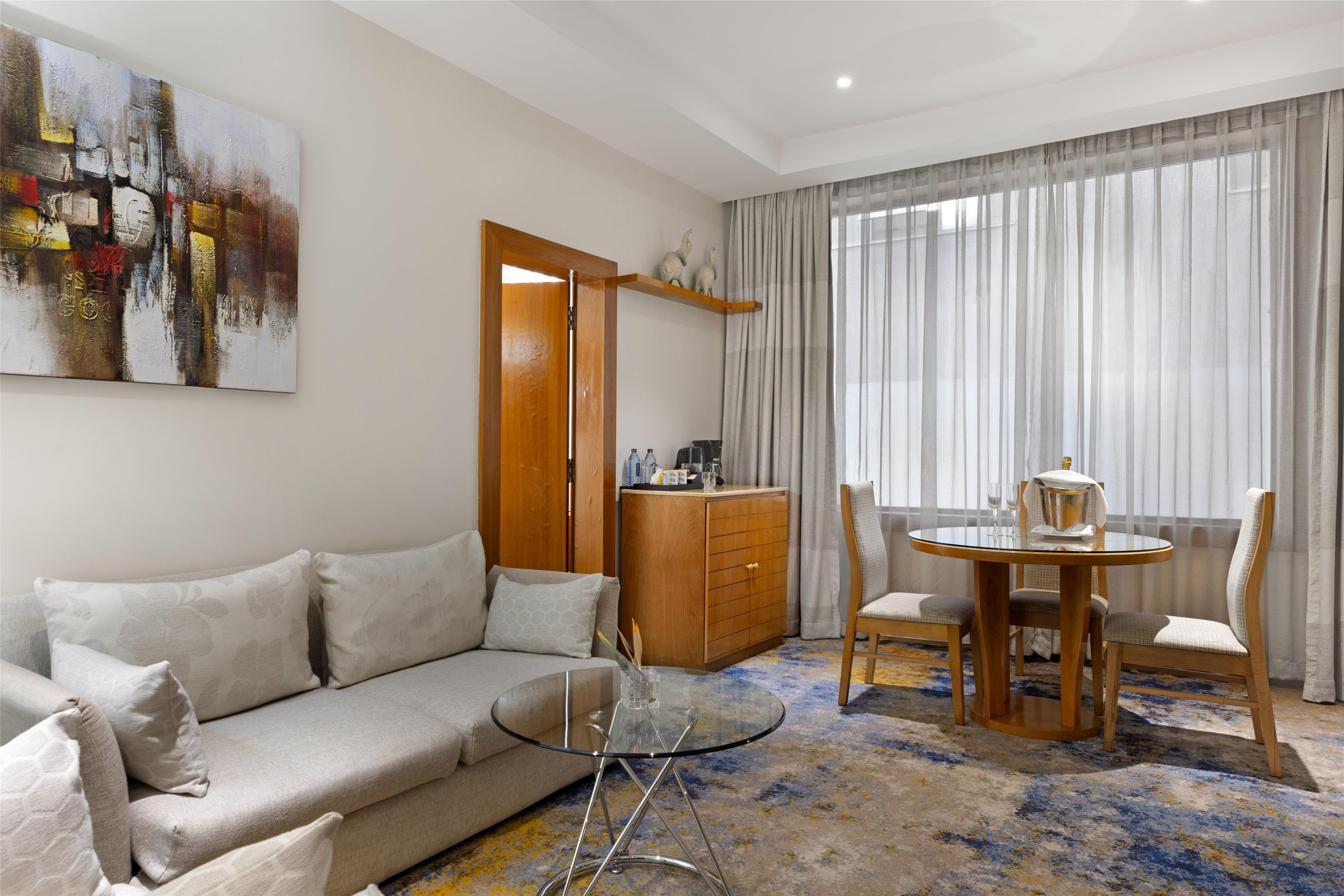 Suite Executive King Bed