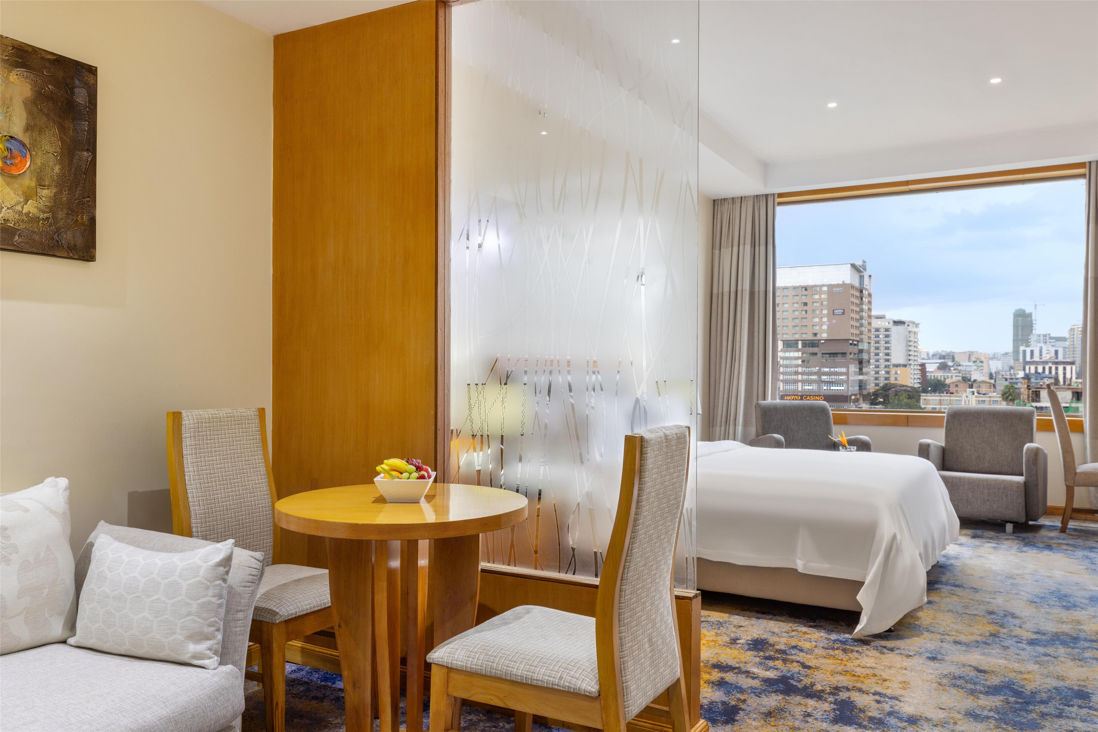 Junior Suite City View King Bed