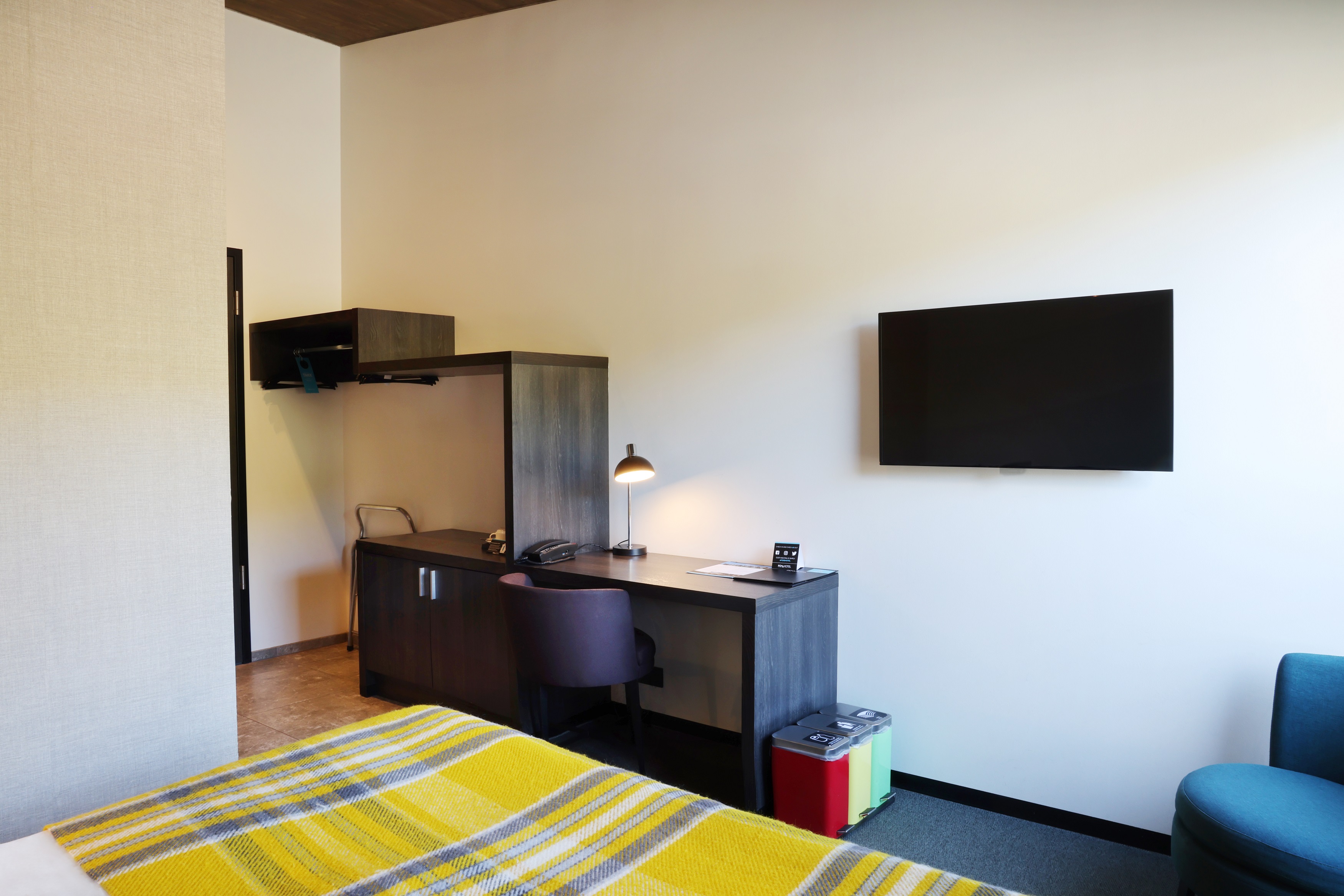 Double or Twin Standard