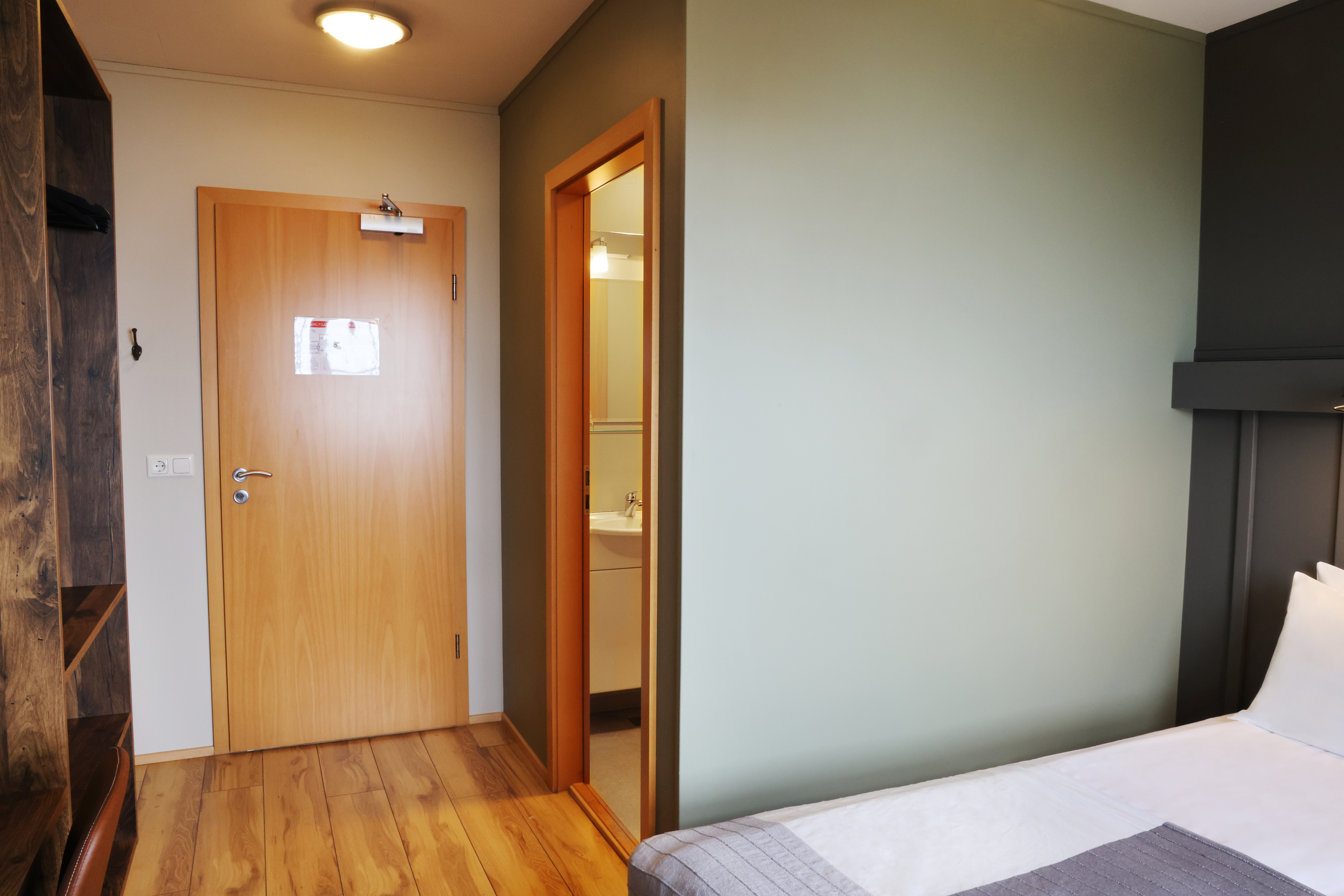 Double or Twin Standard