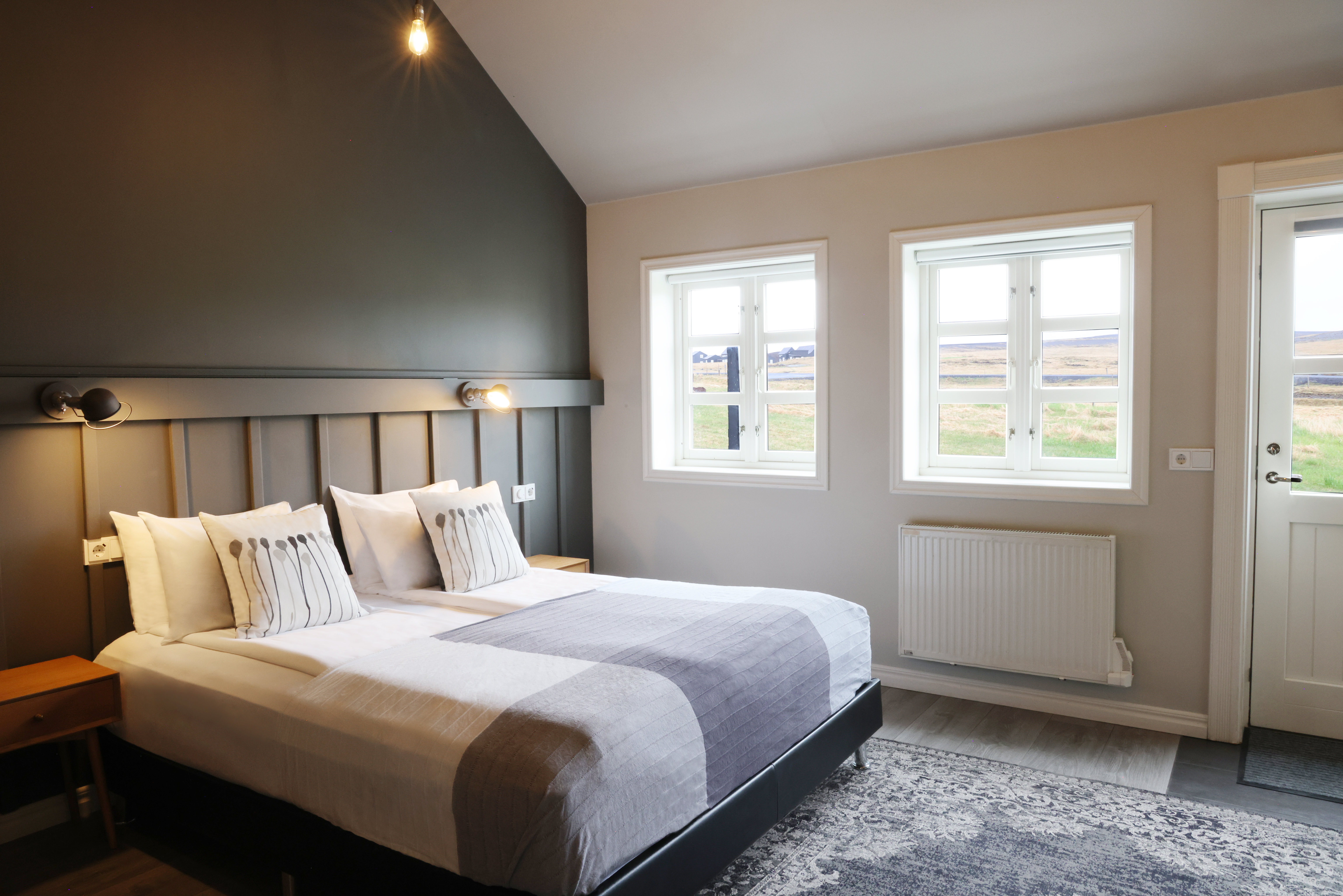 Double Superior Queen Bed