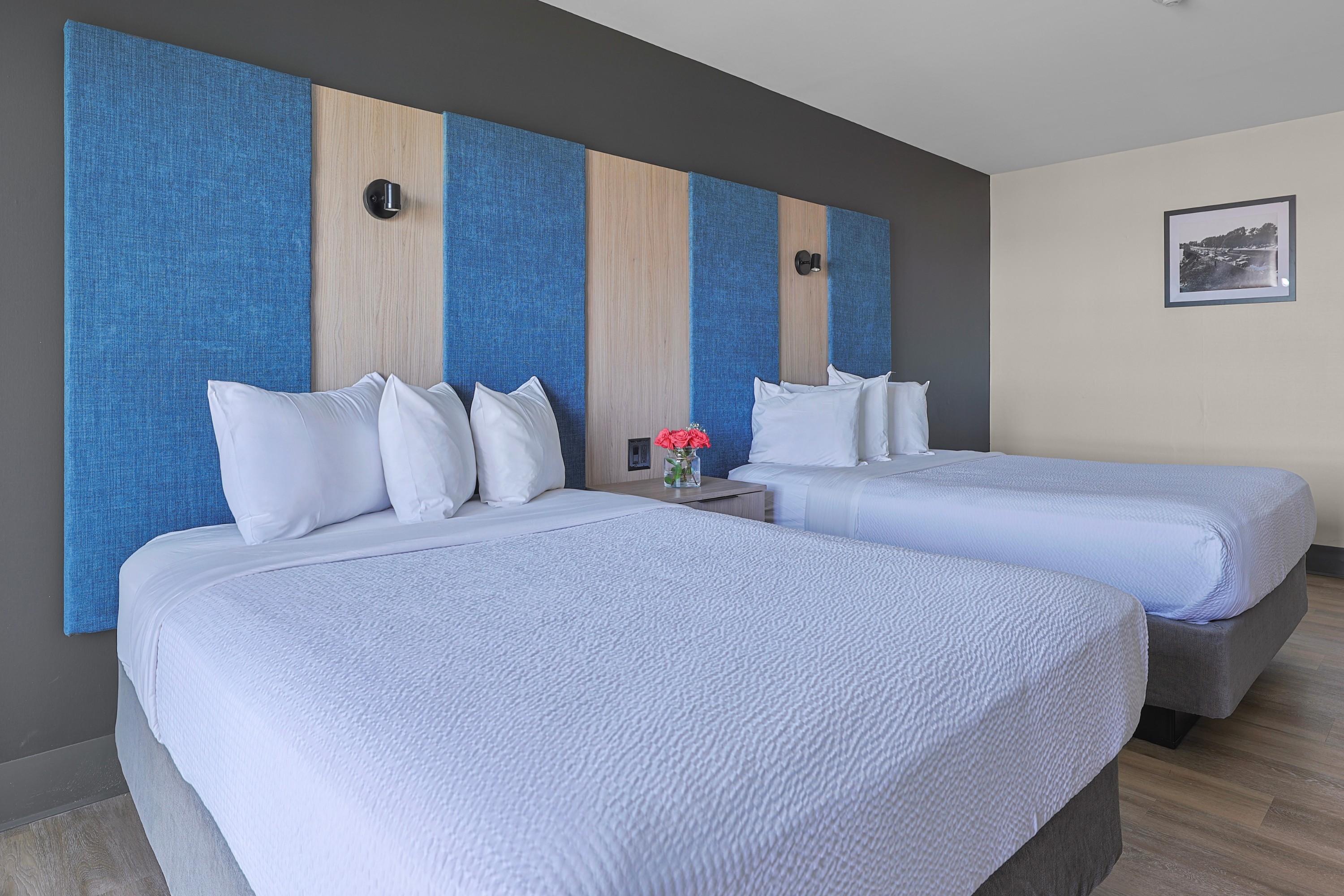 Double Two Queen Beds Non Smoking