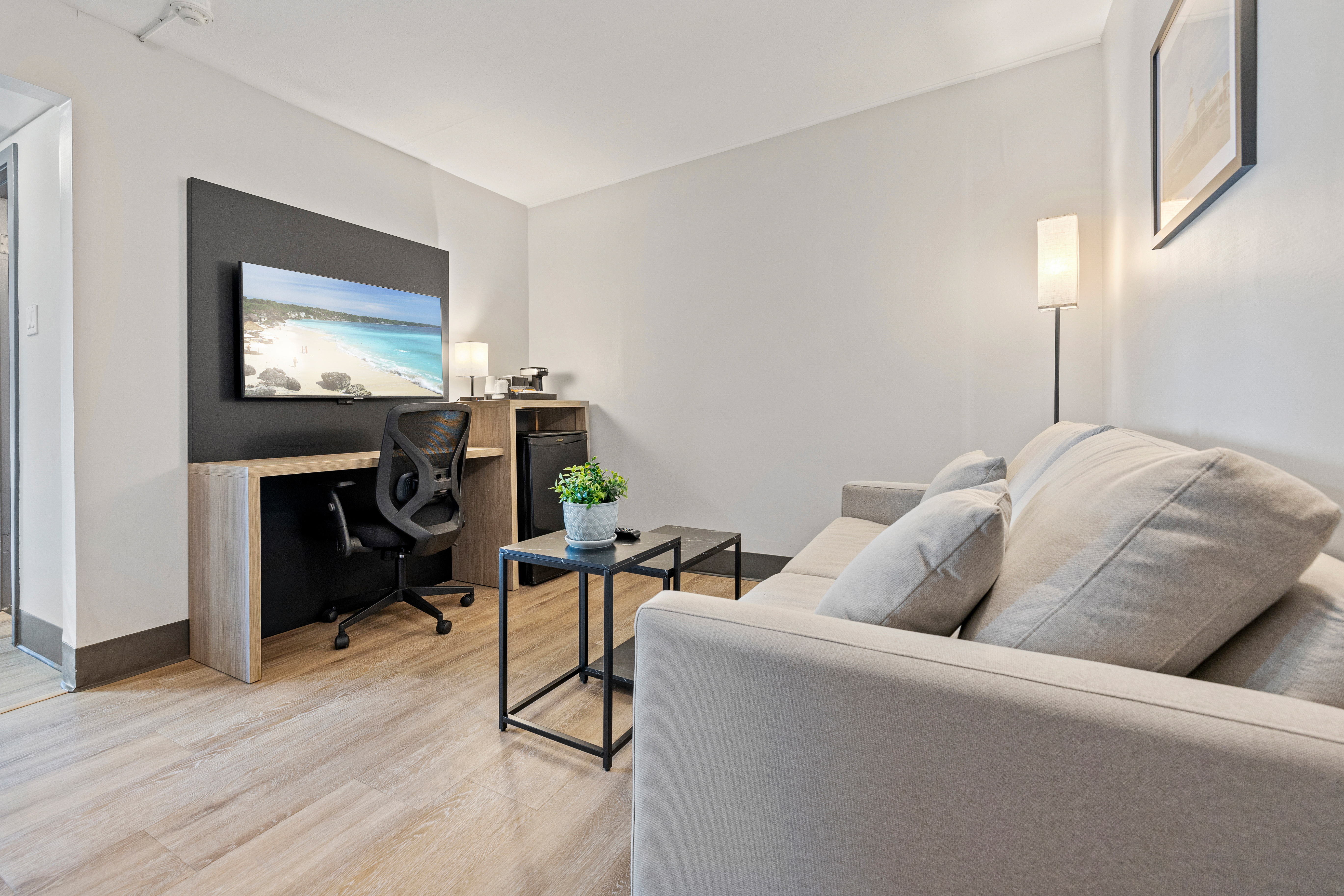 Suite Queen Bed Non Smoking