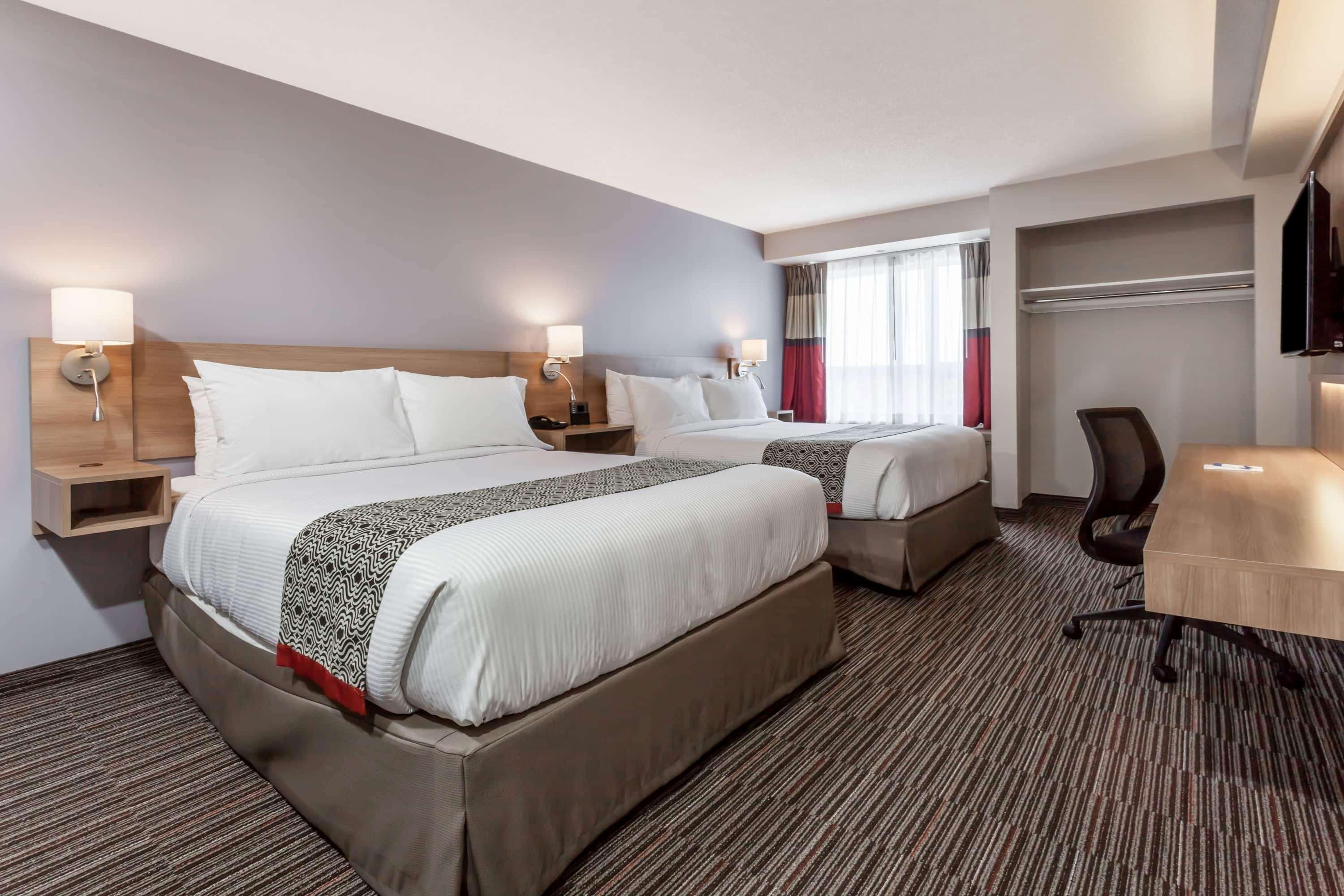 Quadruple Two Queen Beds