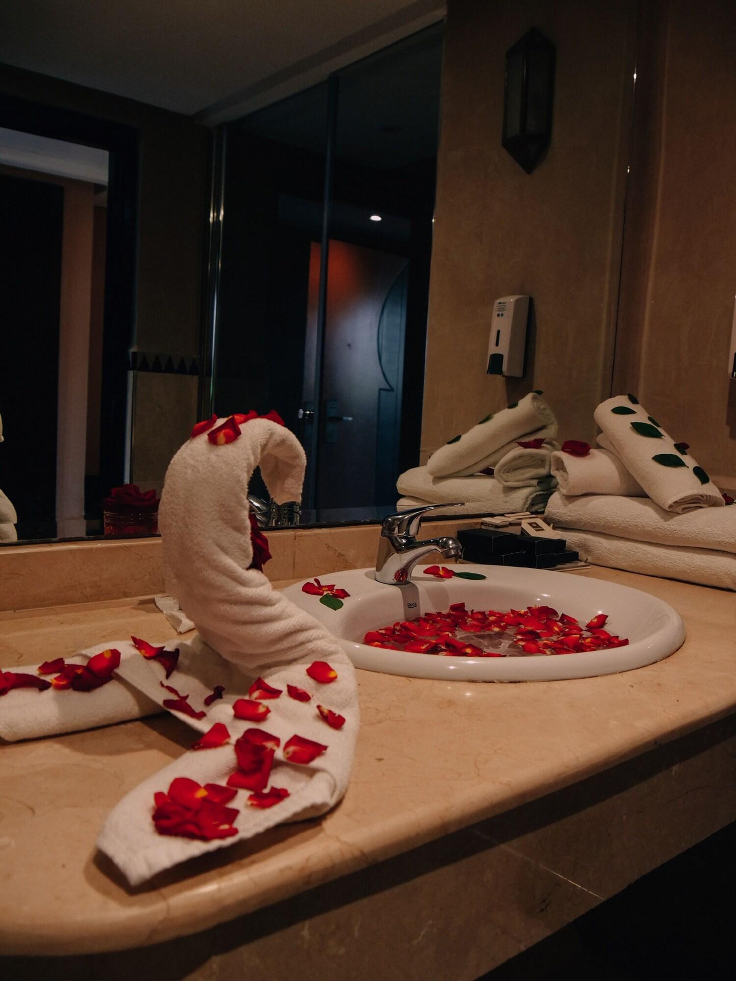 Junior Suite King Size Bed