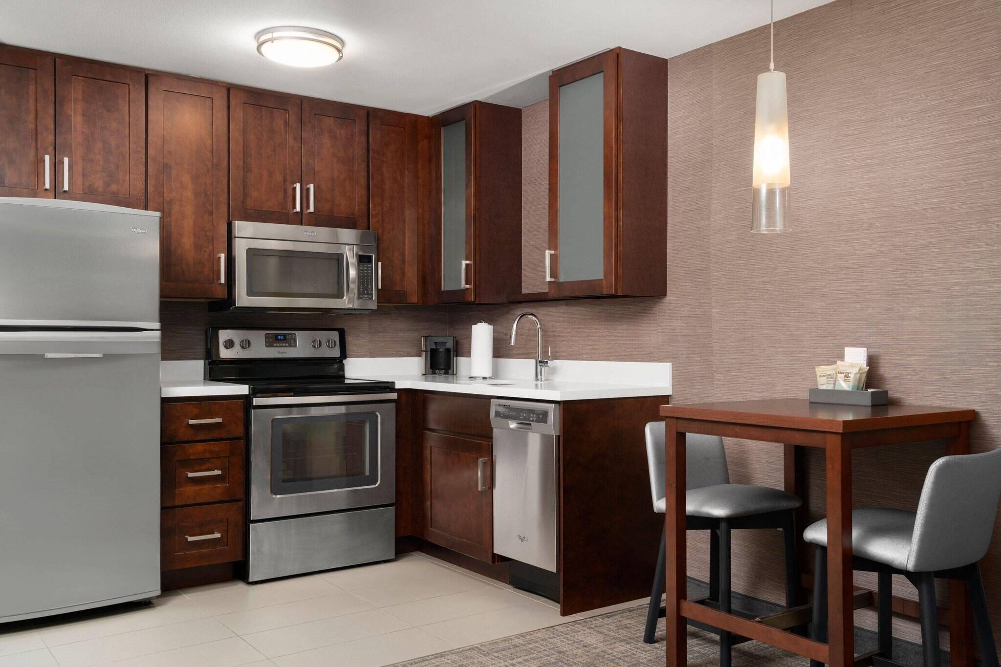 Suite King Bed One Bedroom 