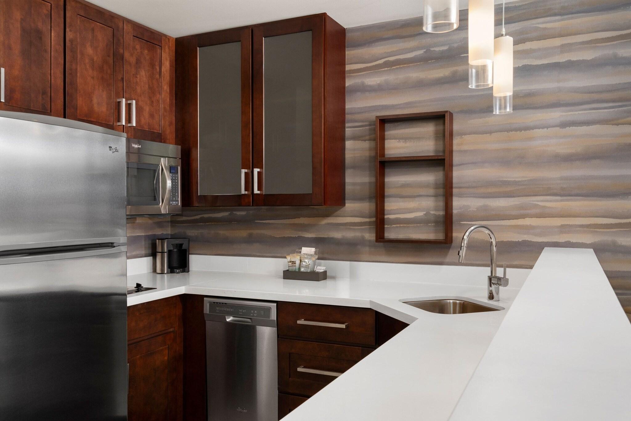 Suite King Bed One Bedroom 