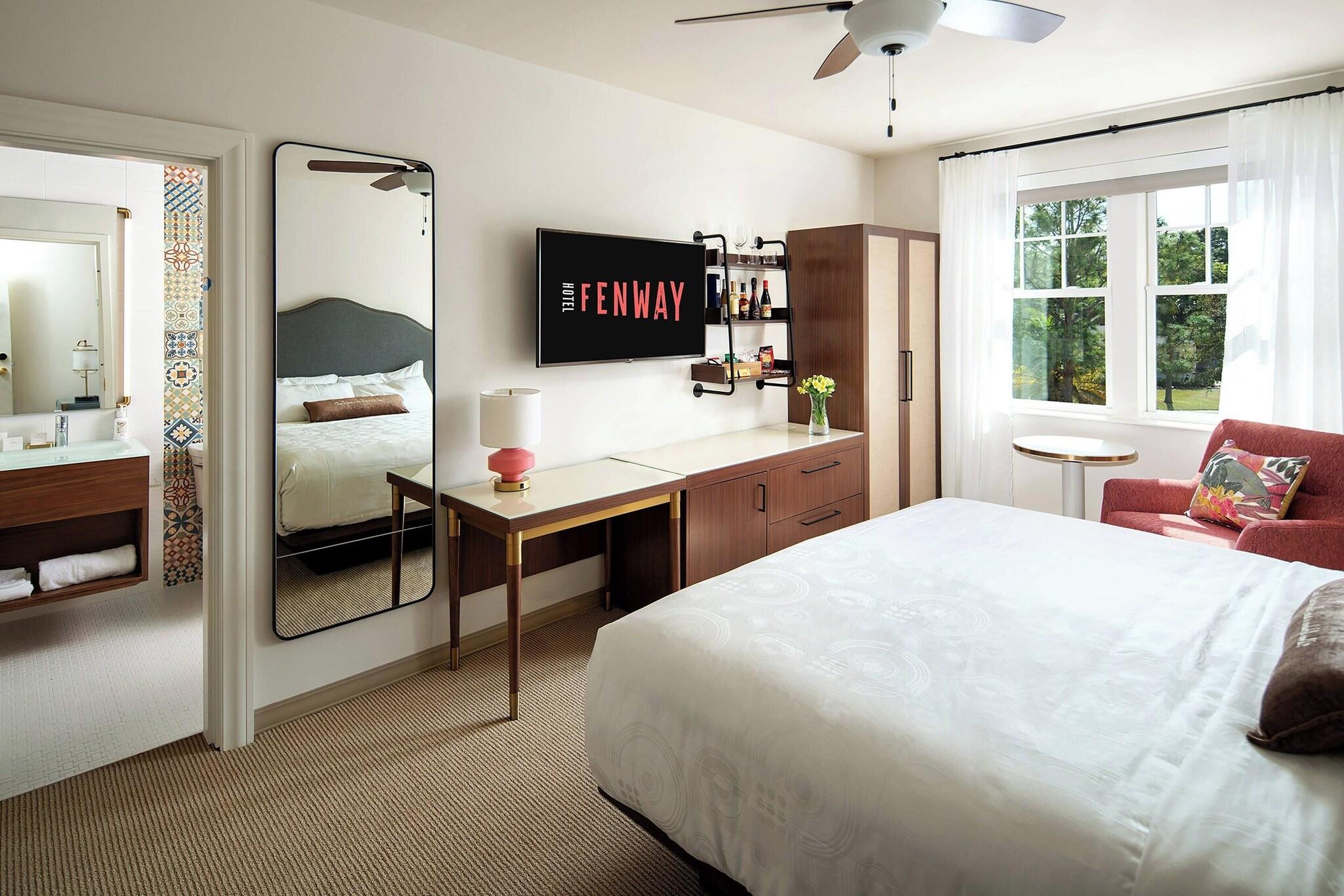 Suite King Bed One Bedroom 