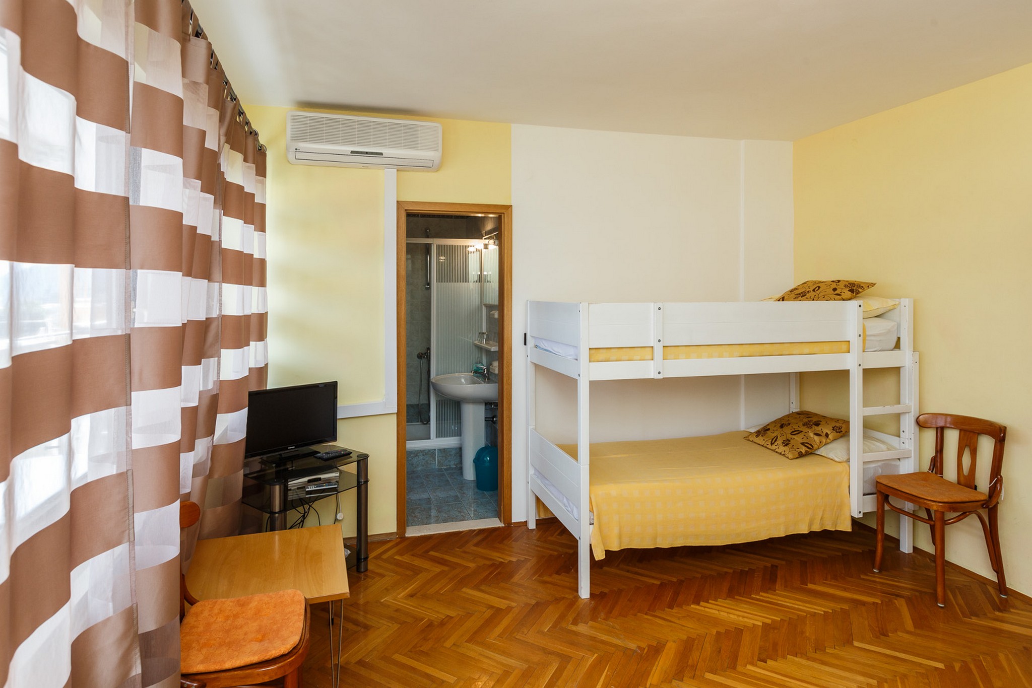 Family Room Standard