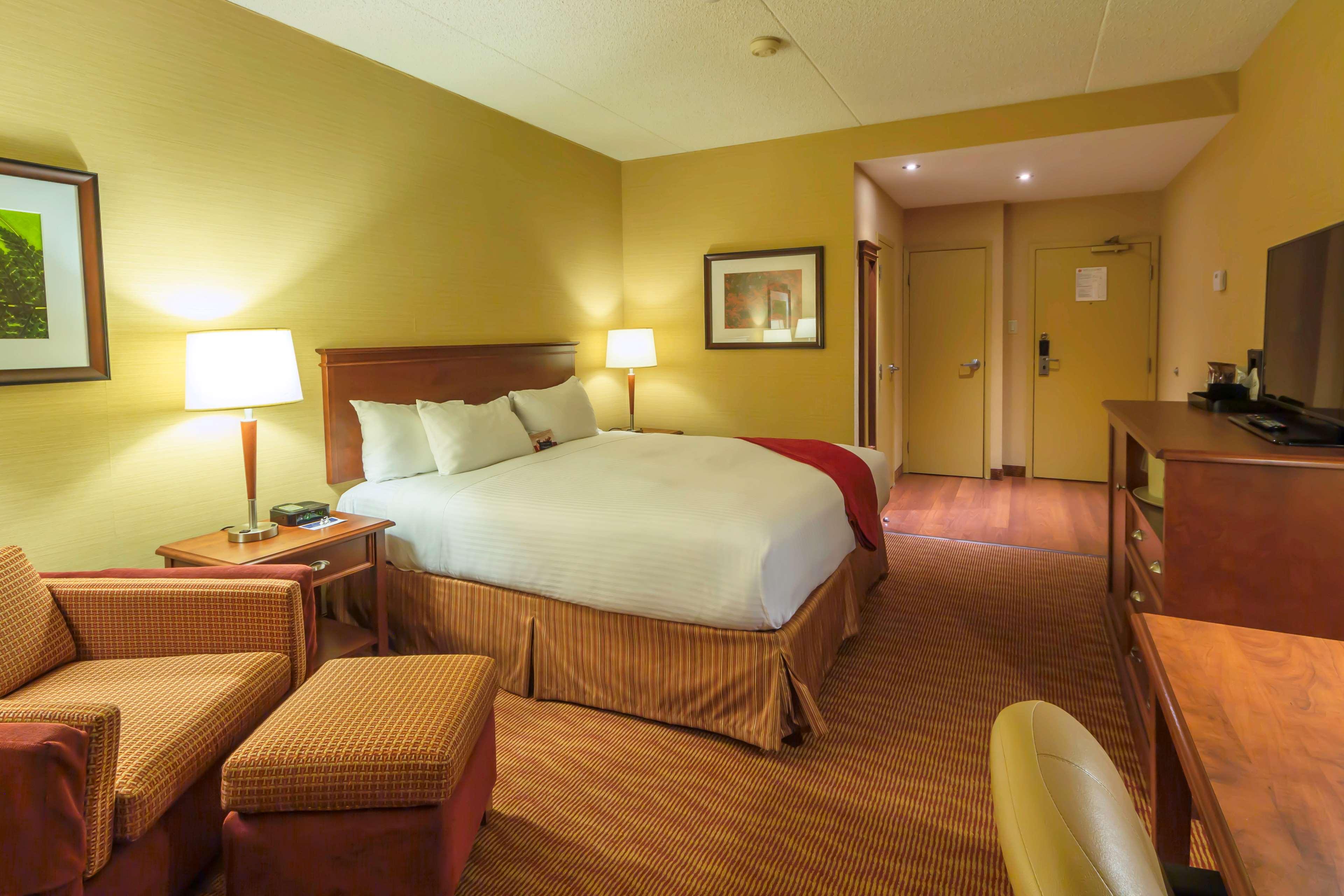 Double Executive King Bed