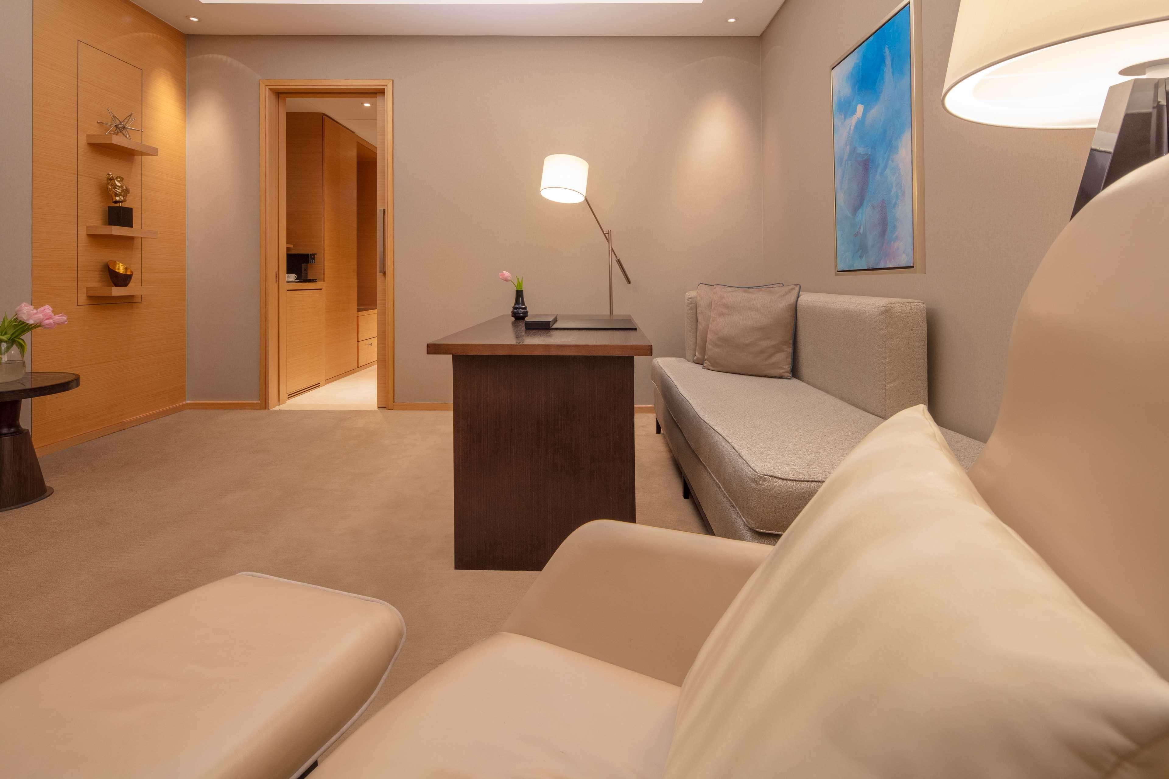 Room Premier King Bed