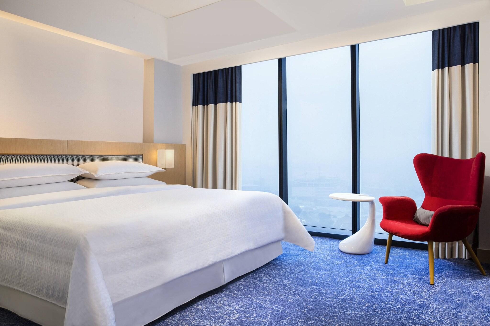 Double King Size Bed