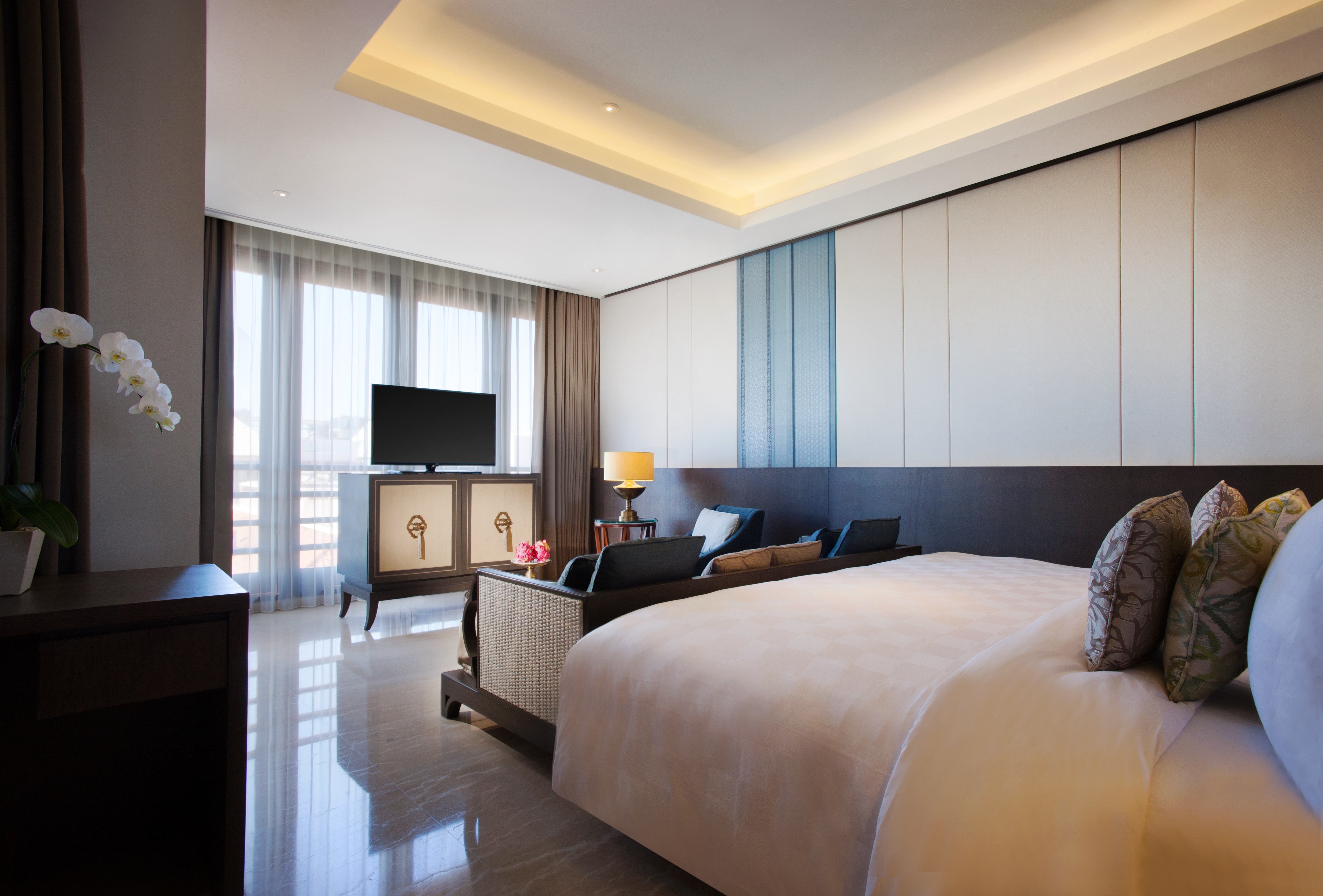 Family Room Premier King Bed