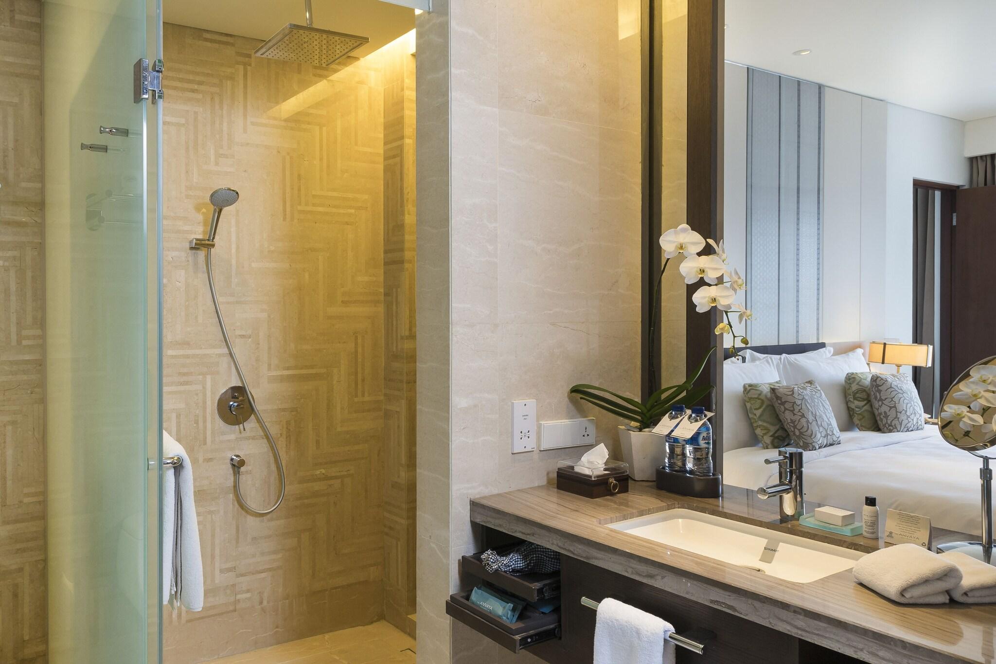 Apartment Two Bedrooms with Kitchenette
