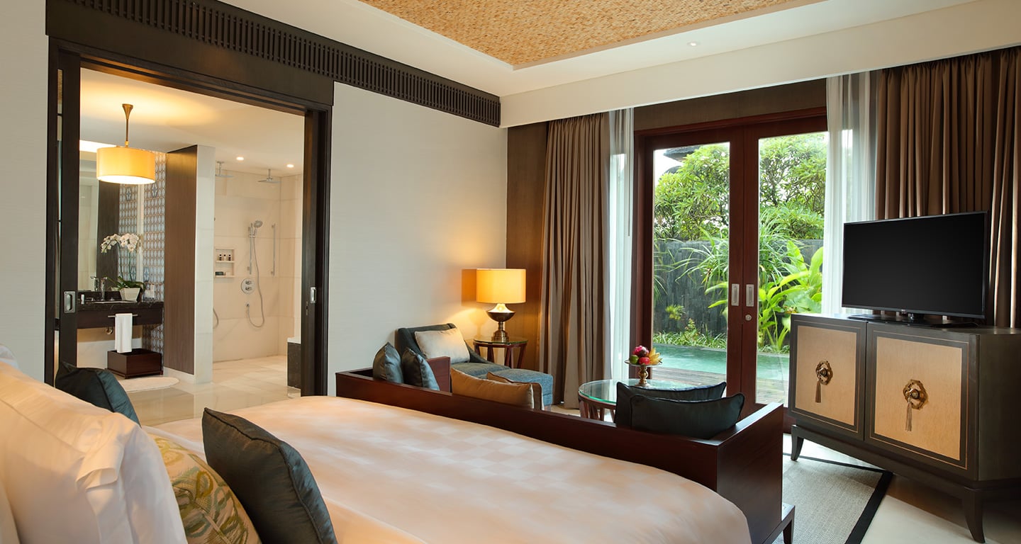 Suite with Private Pool