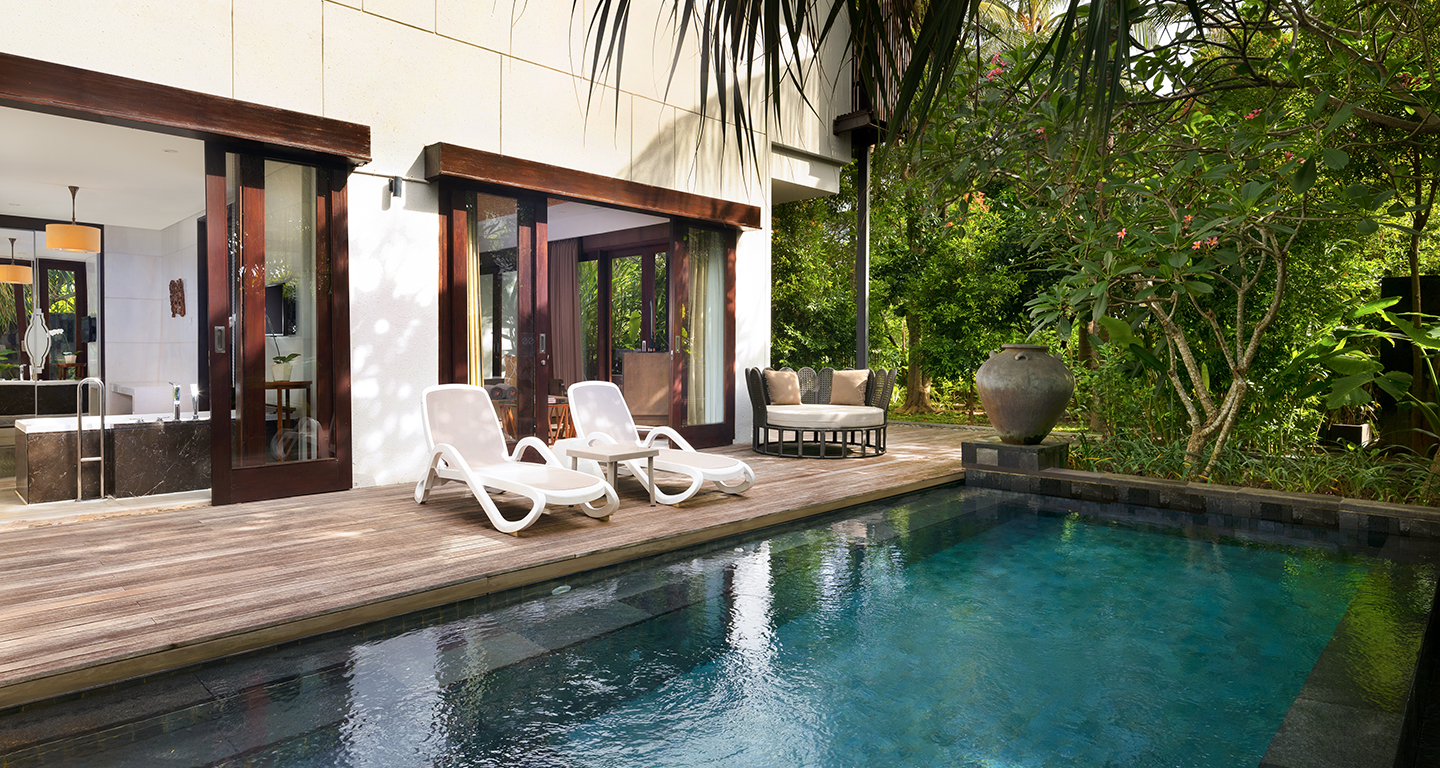 Suite with Private Pool