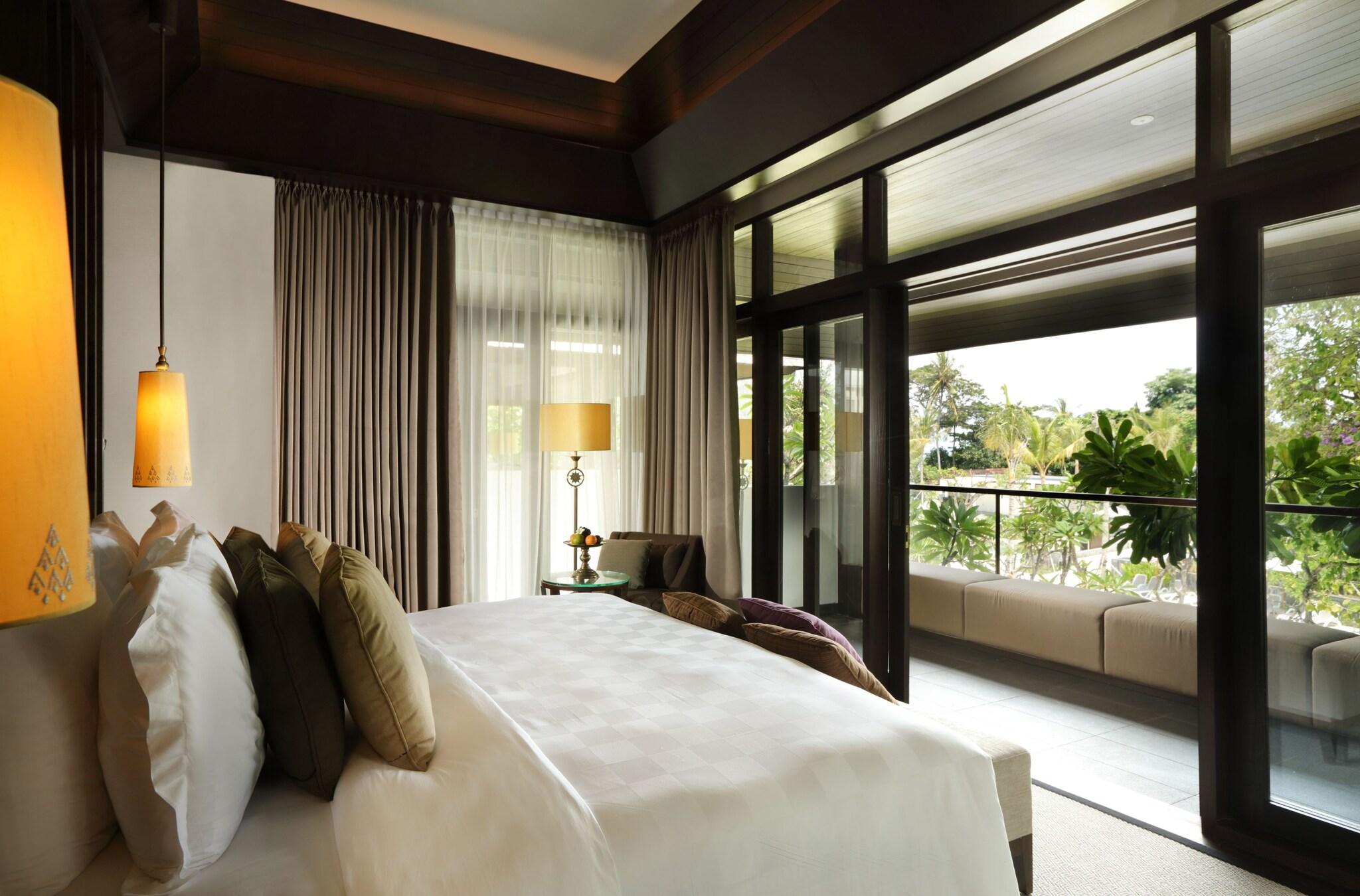 Suite with Views