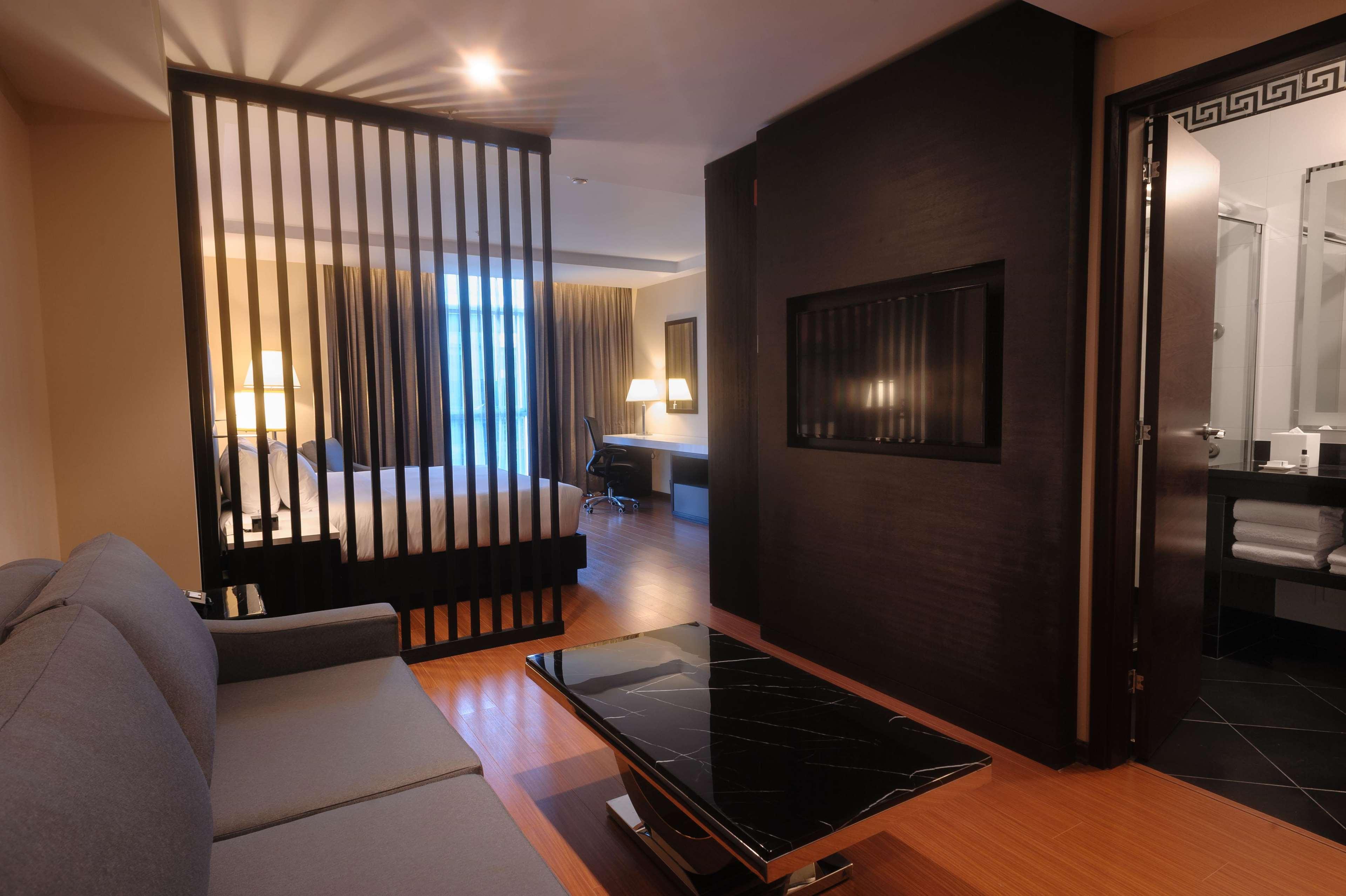 Junior Suite King Size Bed