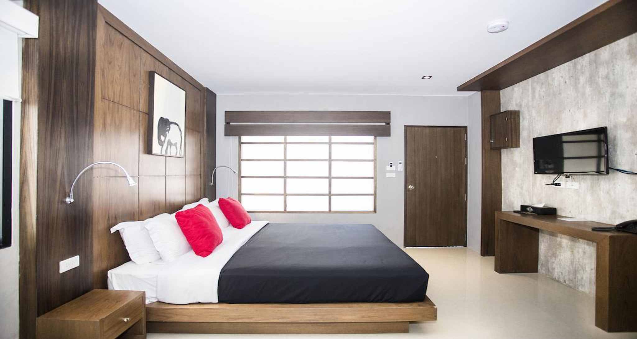 Double or Twin Deluxe