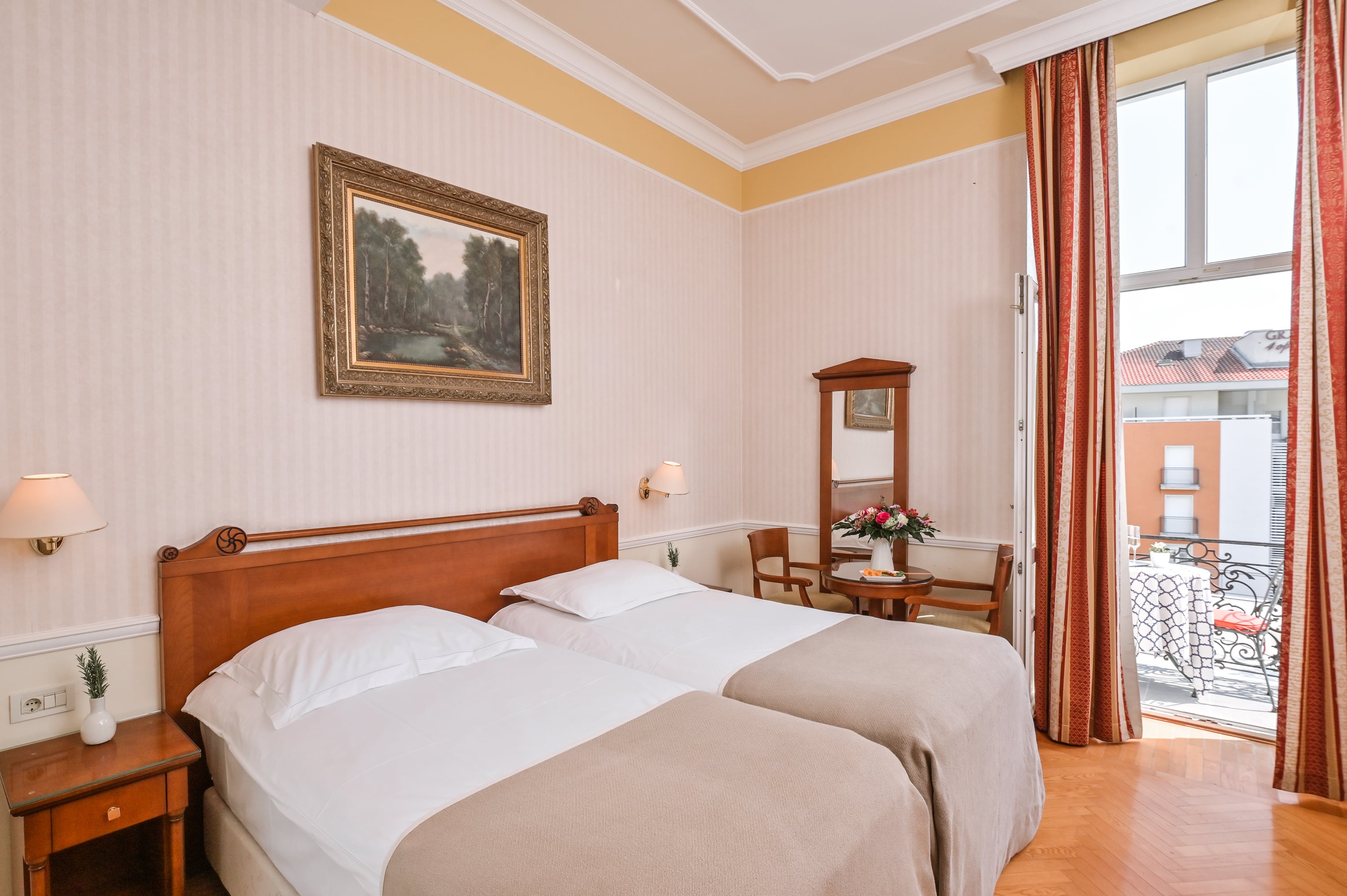 Double or Twin Sea View