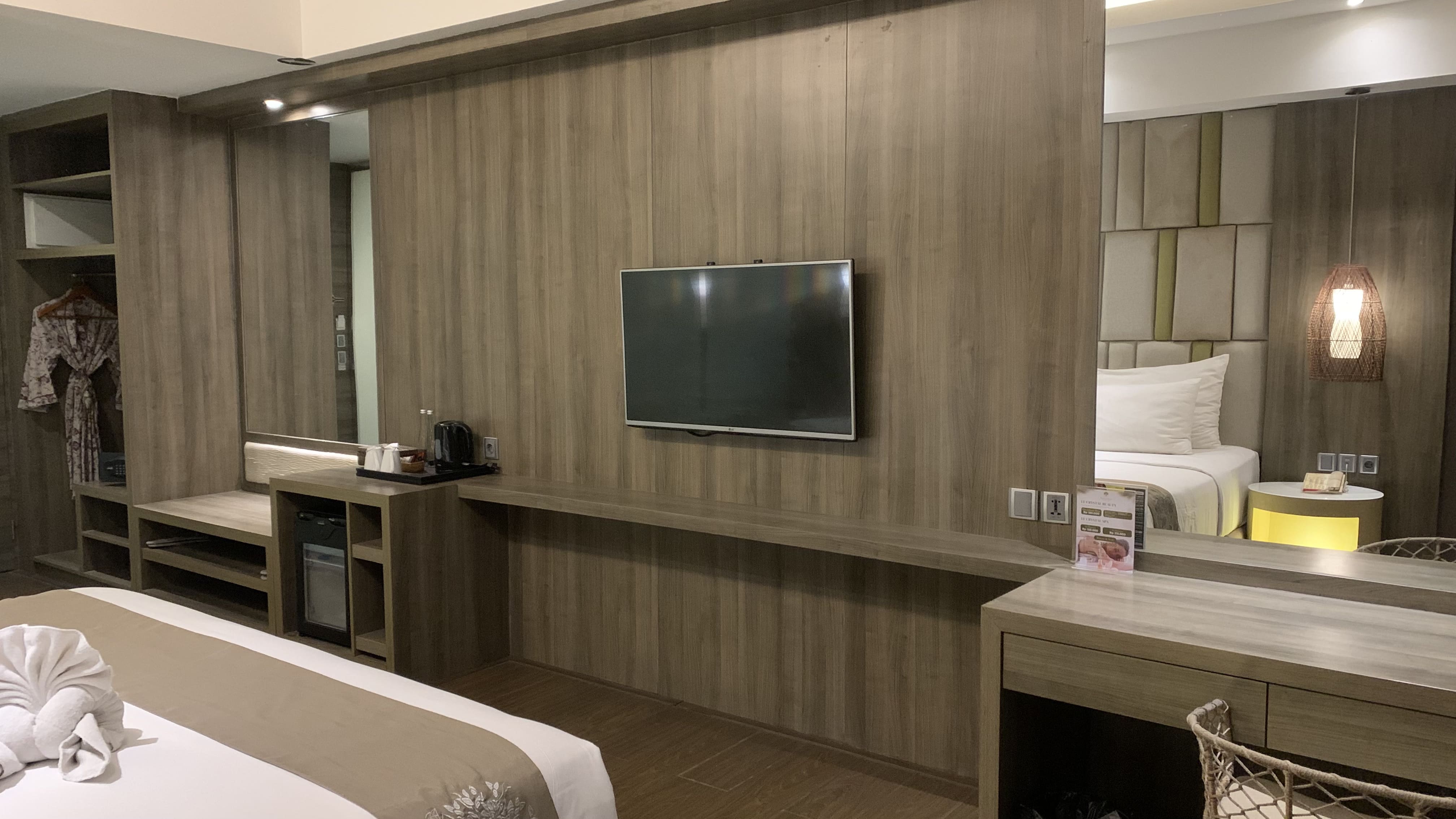 Double or Twin Deluxe