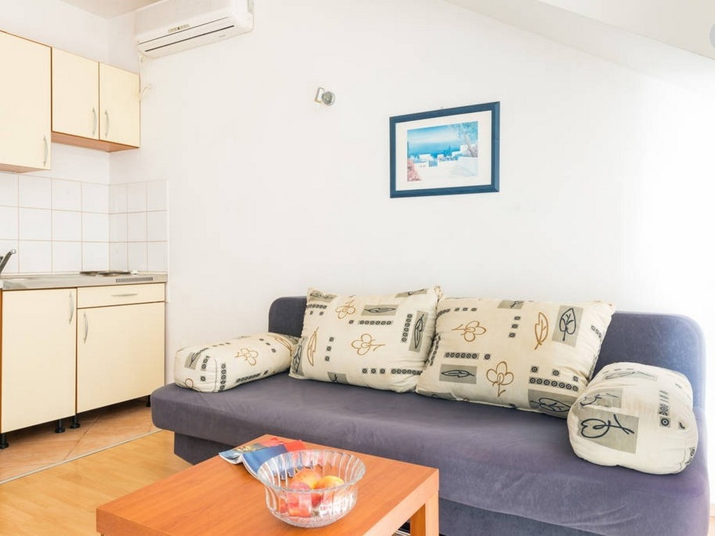 Apartment Capacity 4