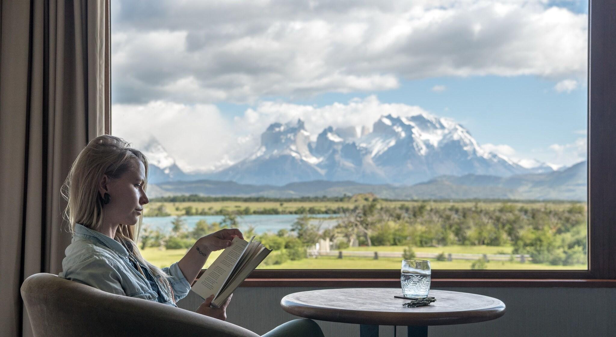 Twin Deluxe Pool View