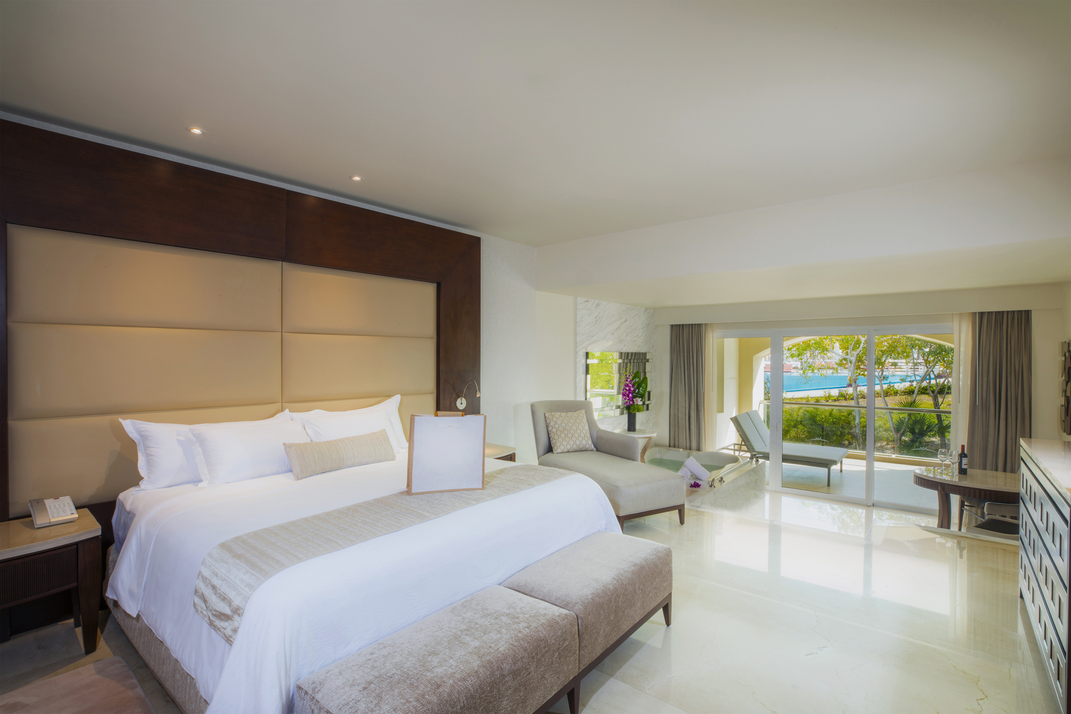 Suite Garden View One Bedroom