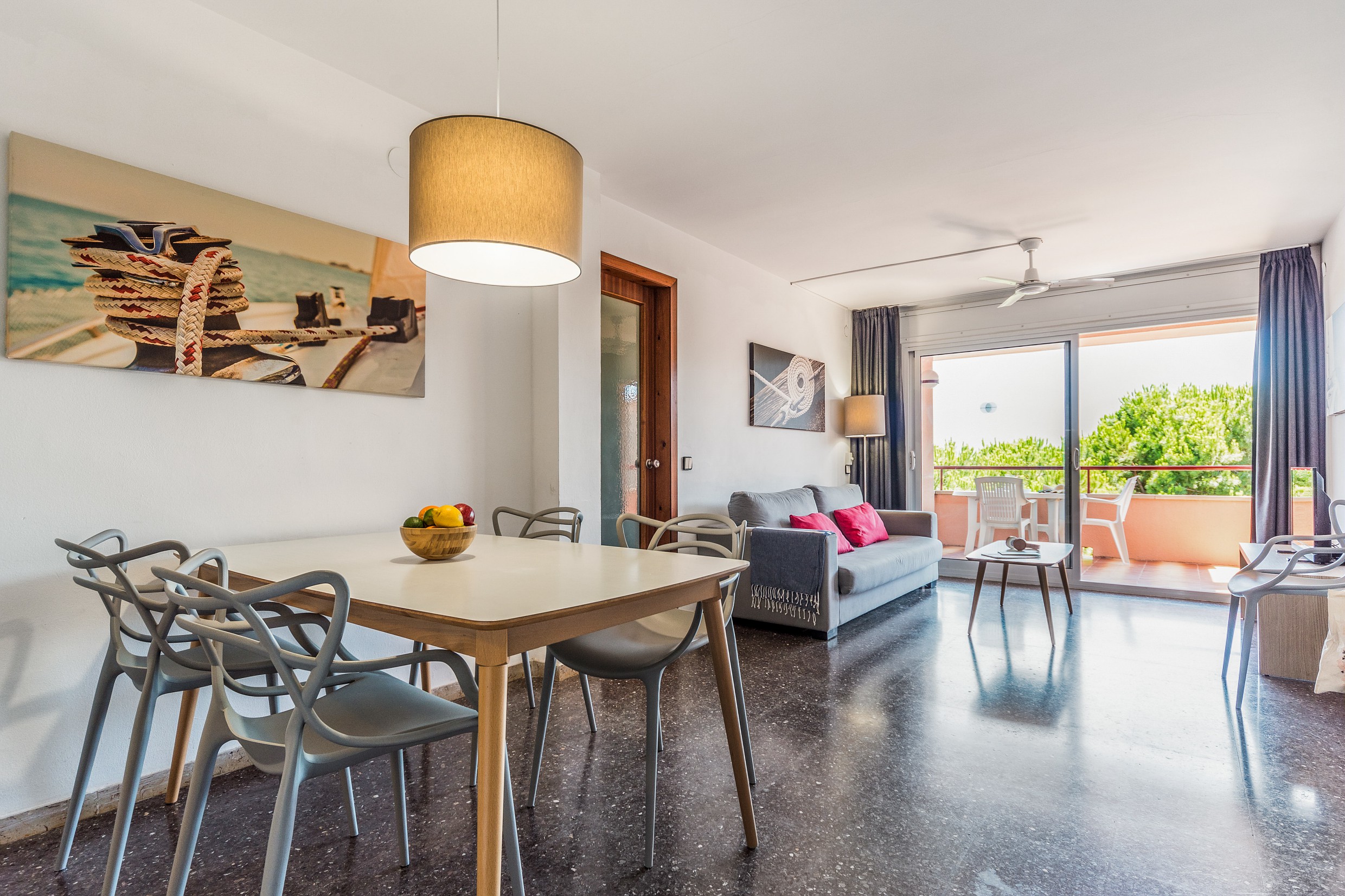 Apartment Capacity 6 Two Bedrooms