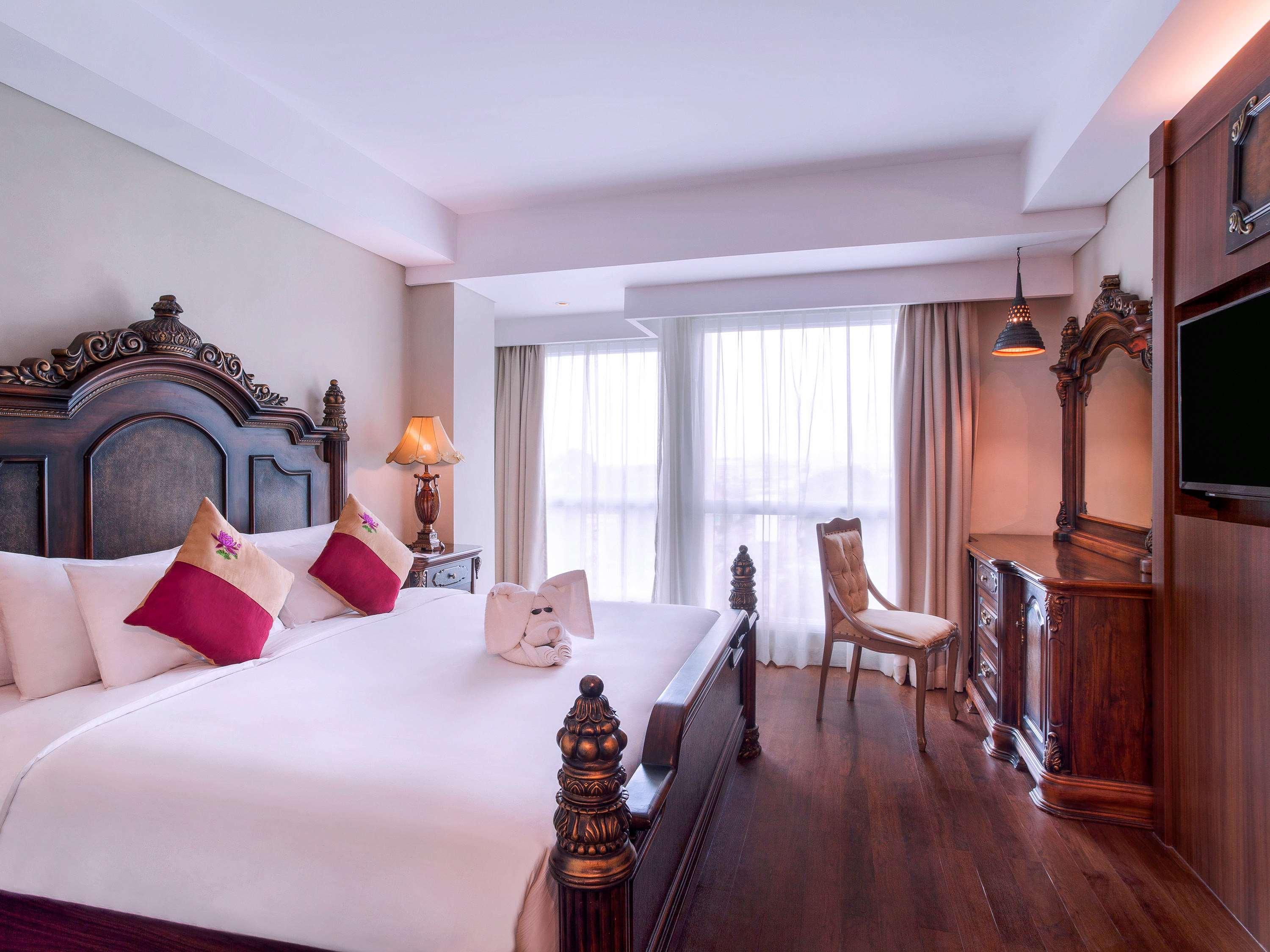 Suite Deluxe King Bed