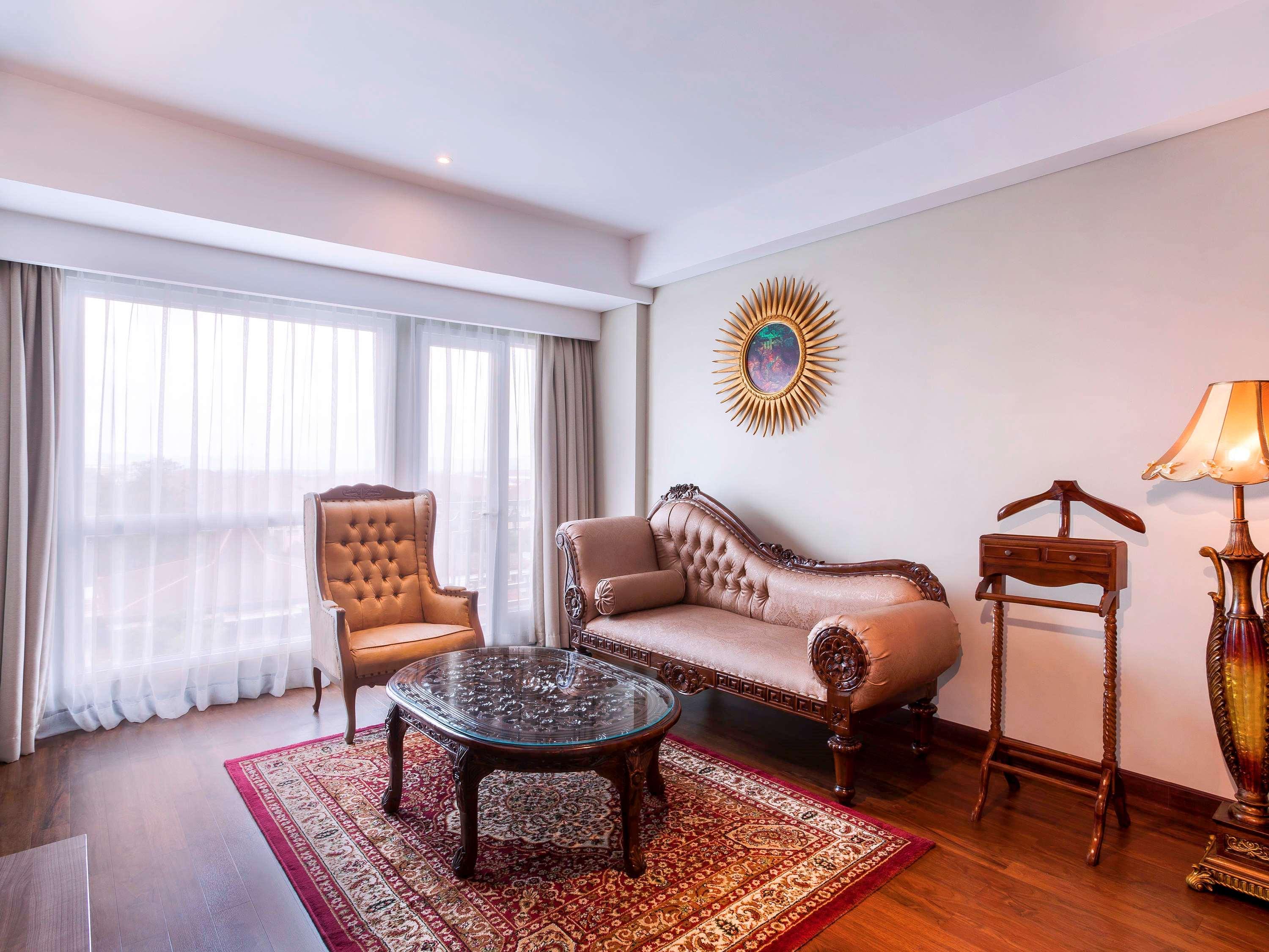 Suite Deluxe King Bed