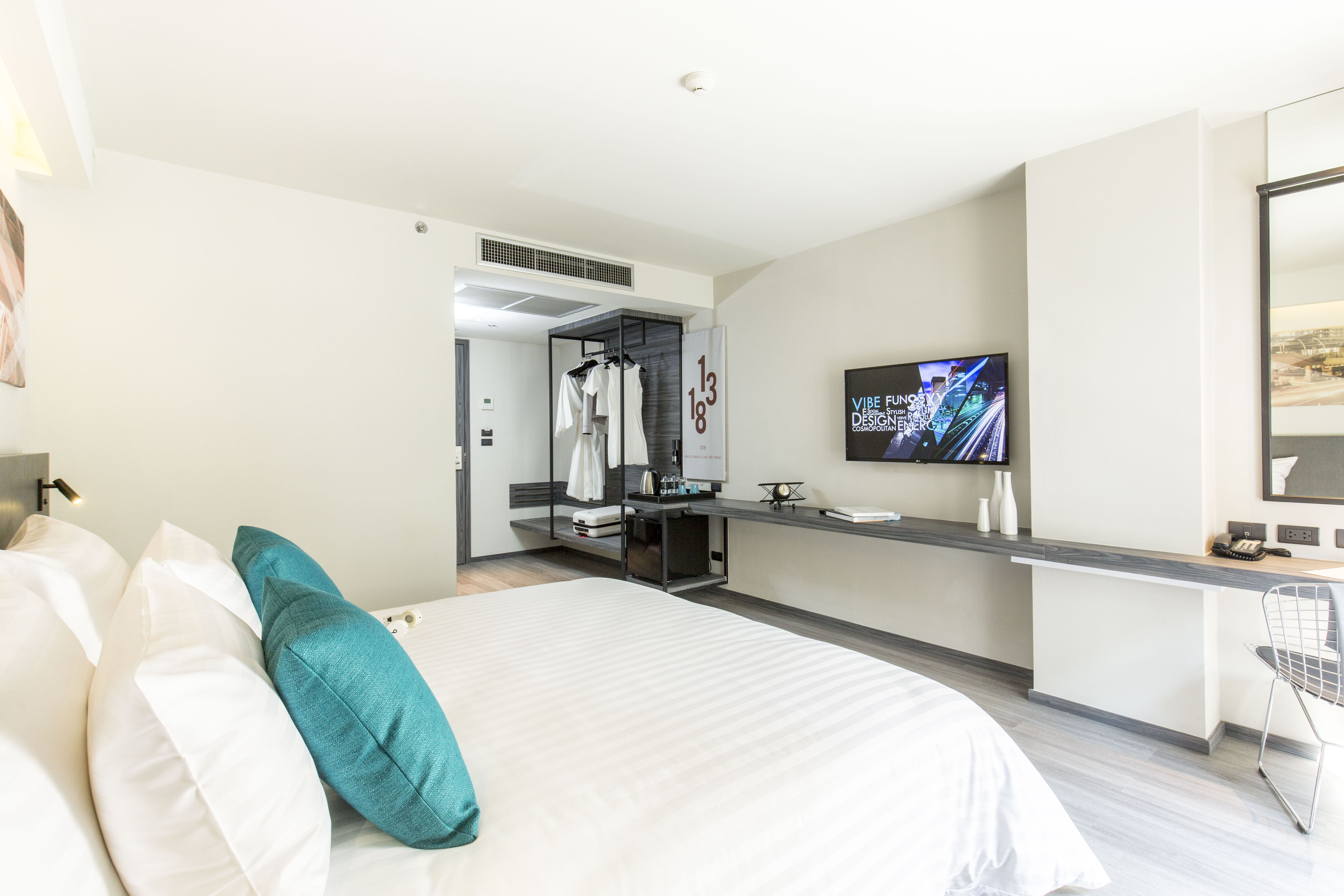 Double or Twin Standard