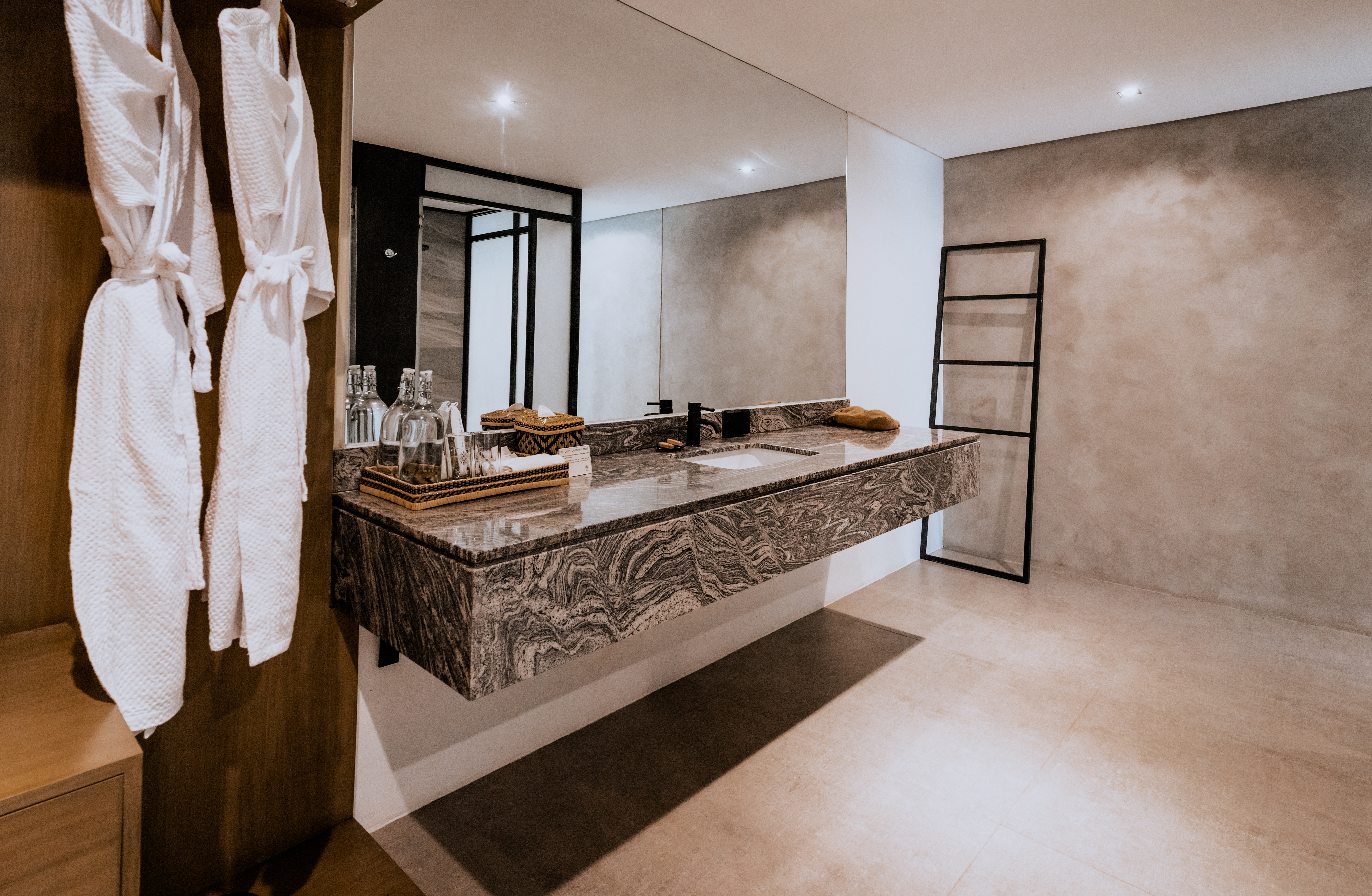 Double Garden View King Bed