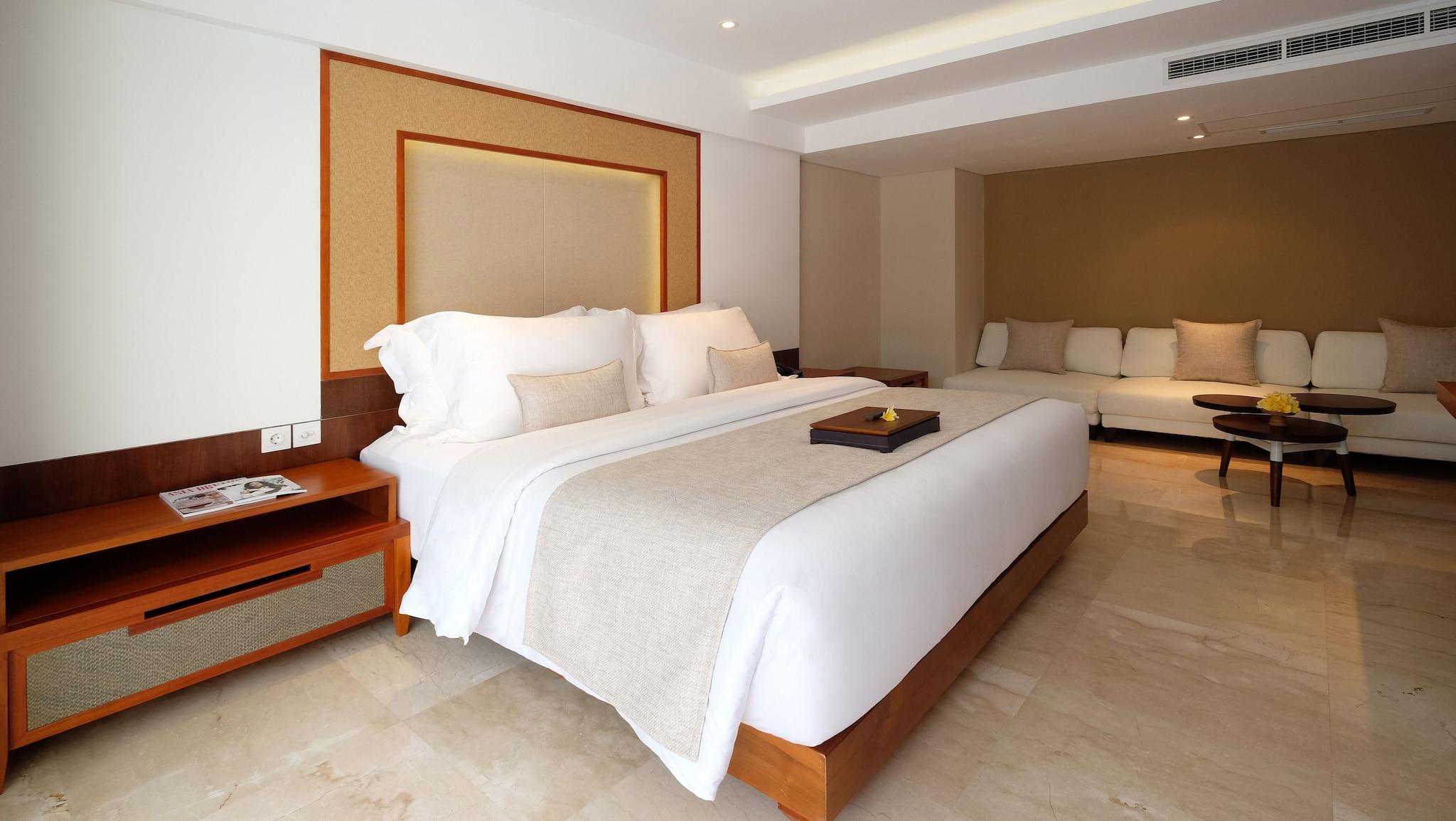 Double Deluxe King Bed