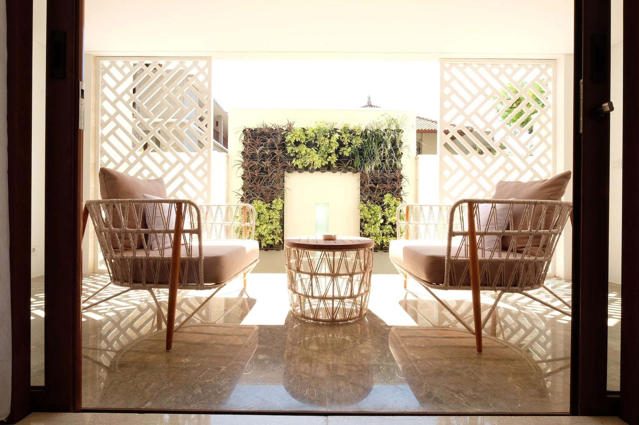 Junior Suite King Size Bed