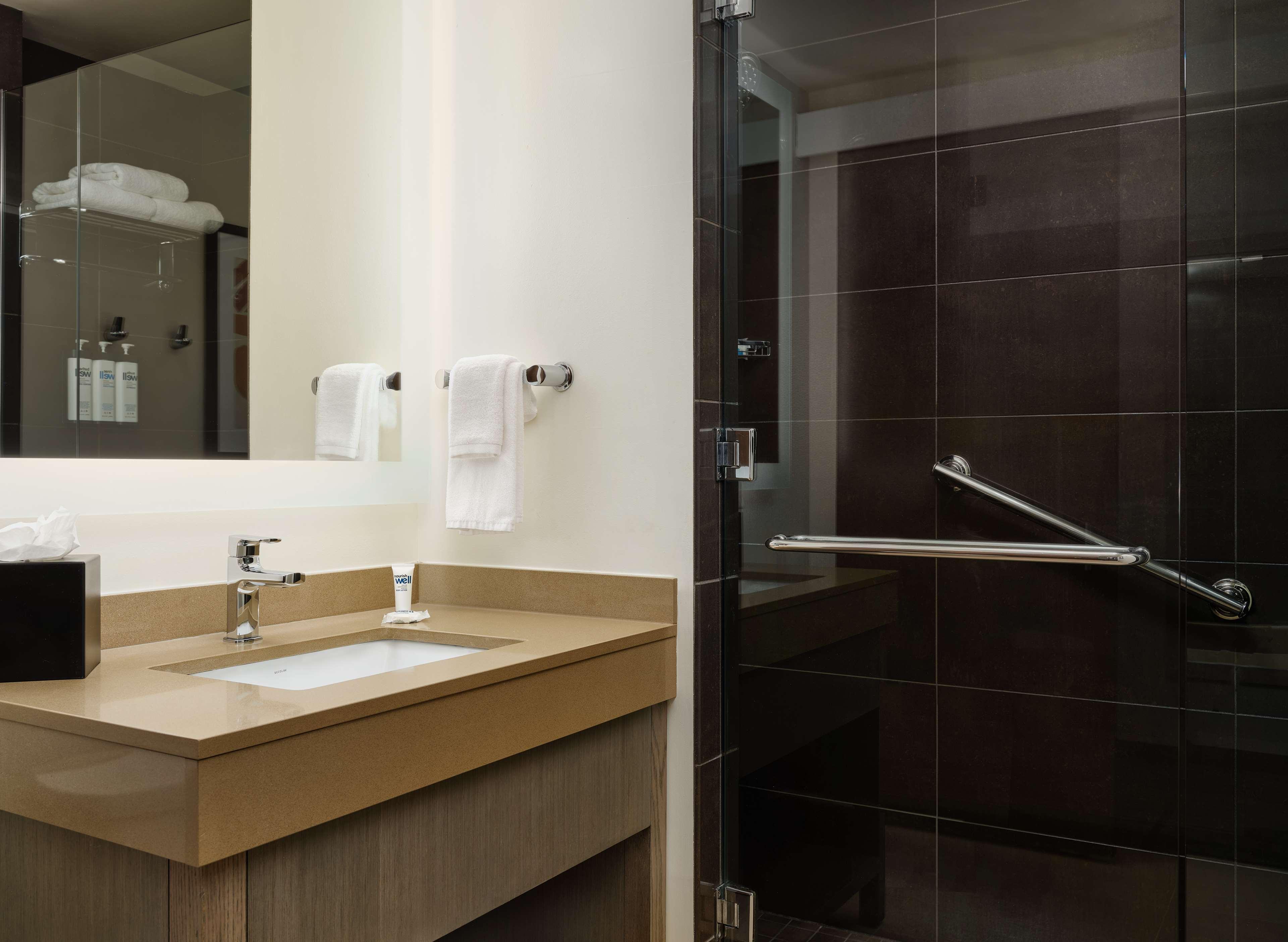 Suite Two Queen Beds Non Smoking