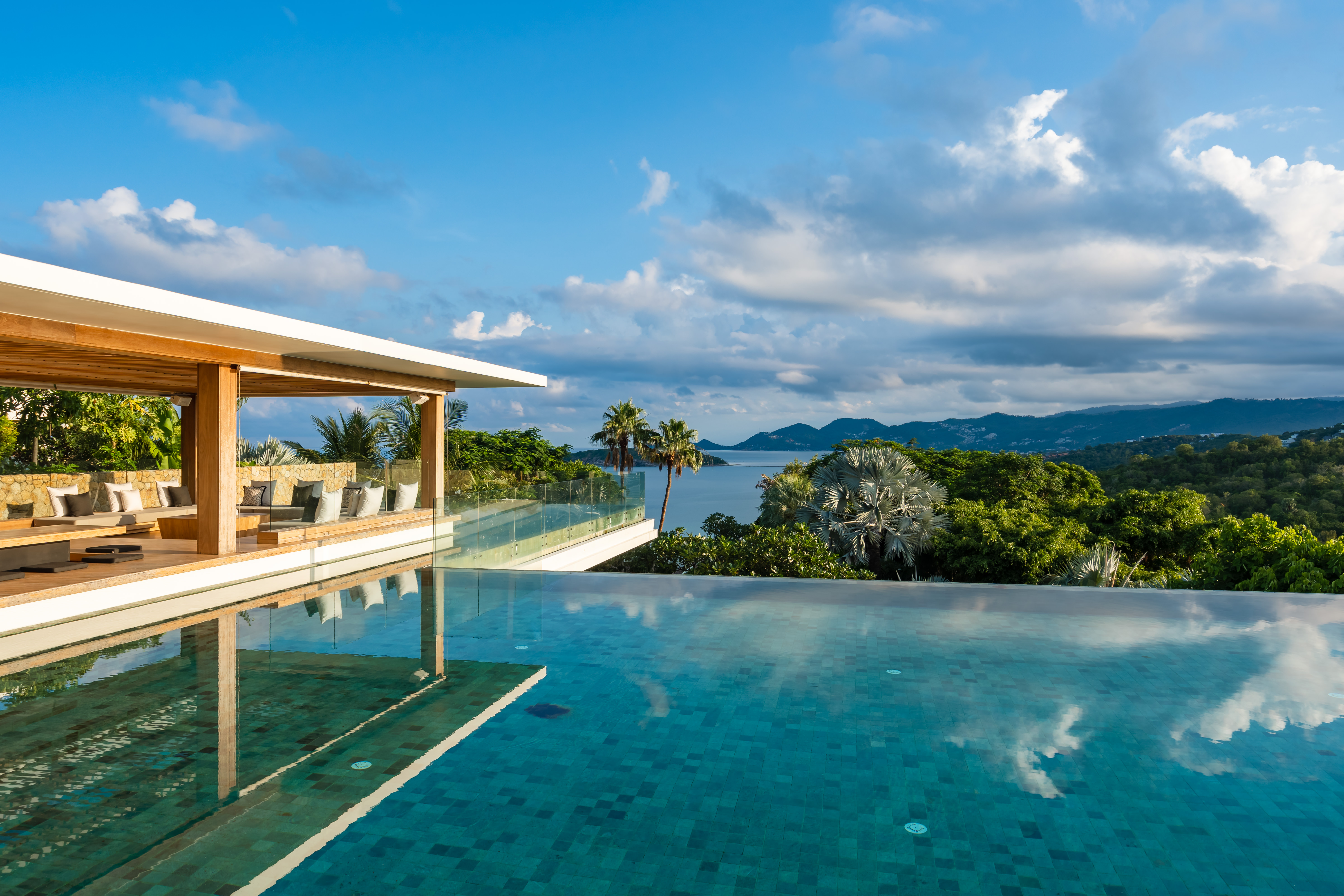 Villa Eight Bedrooms with Private Pool