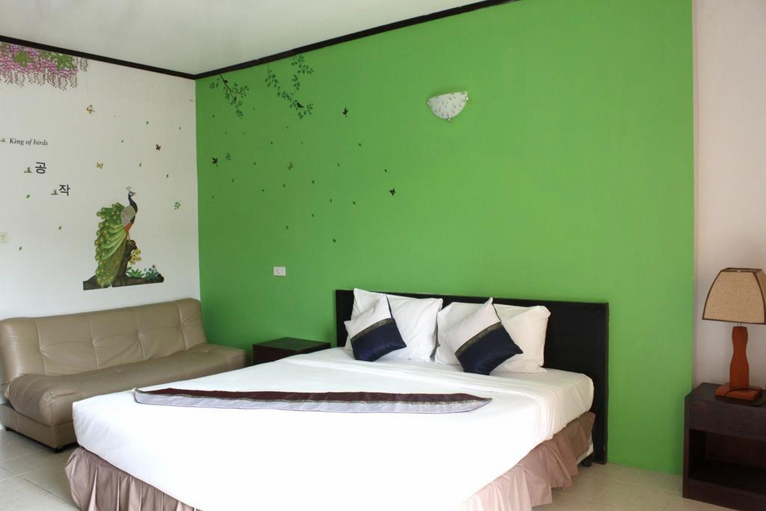 Double or Twin Standard