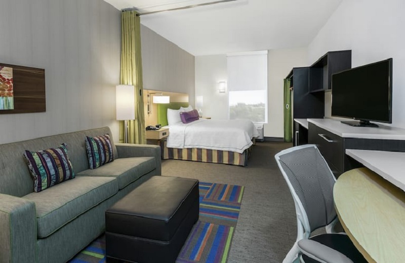 Studio King Size Bed