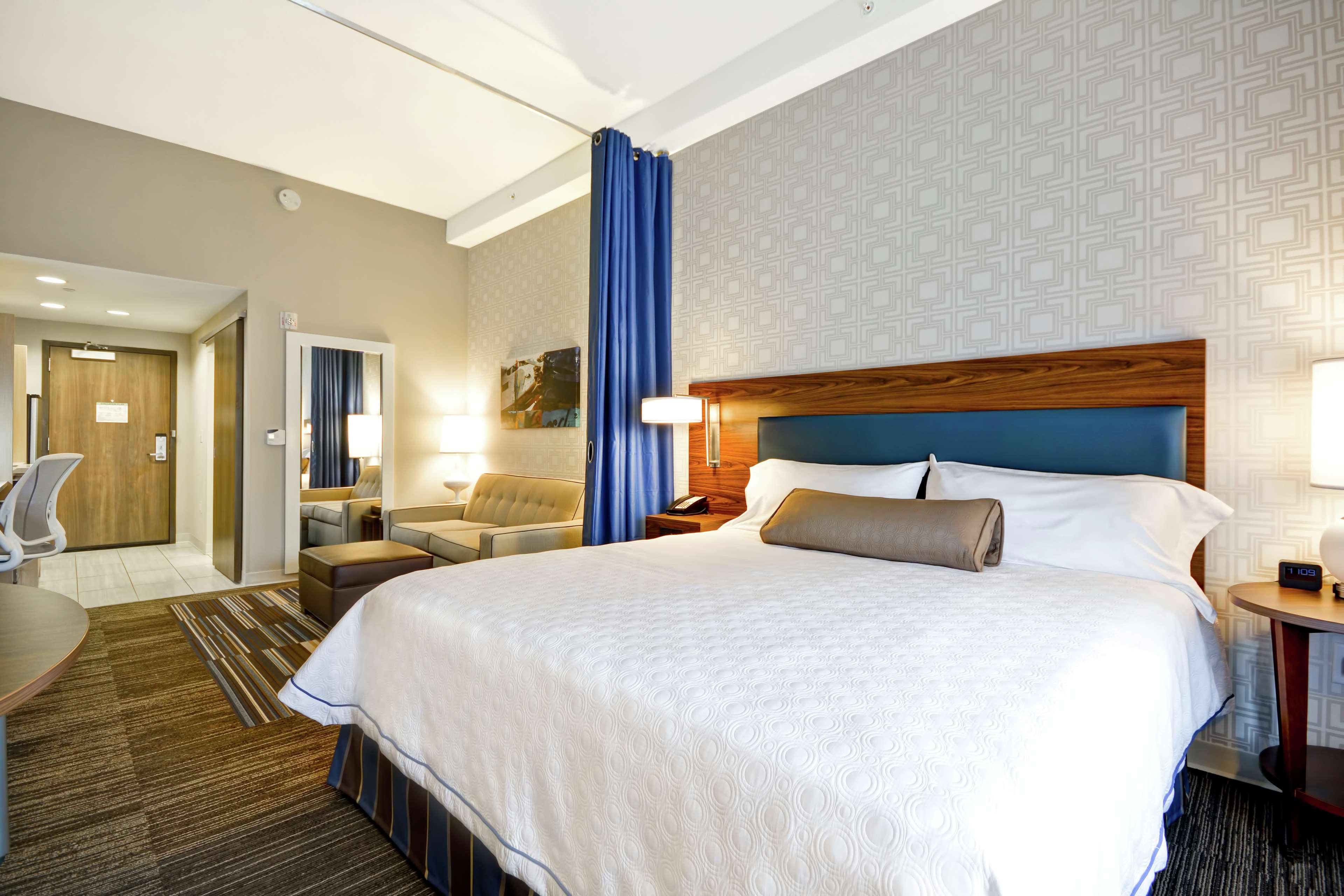 Studio King Bed Non Smoking