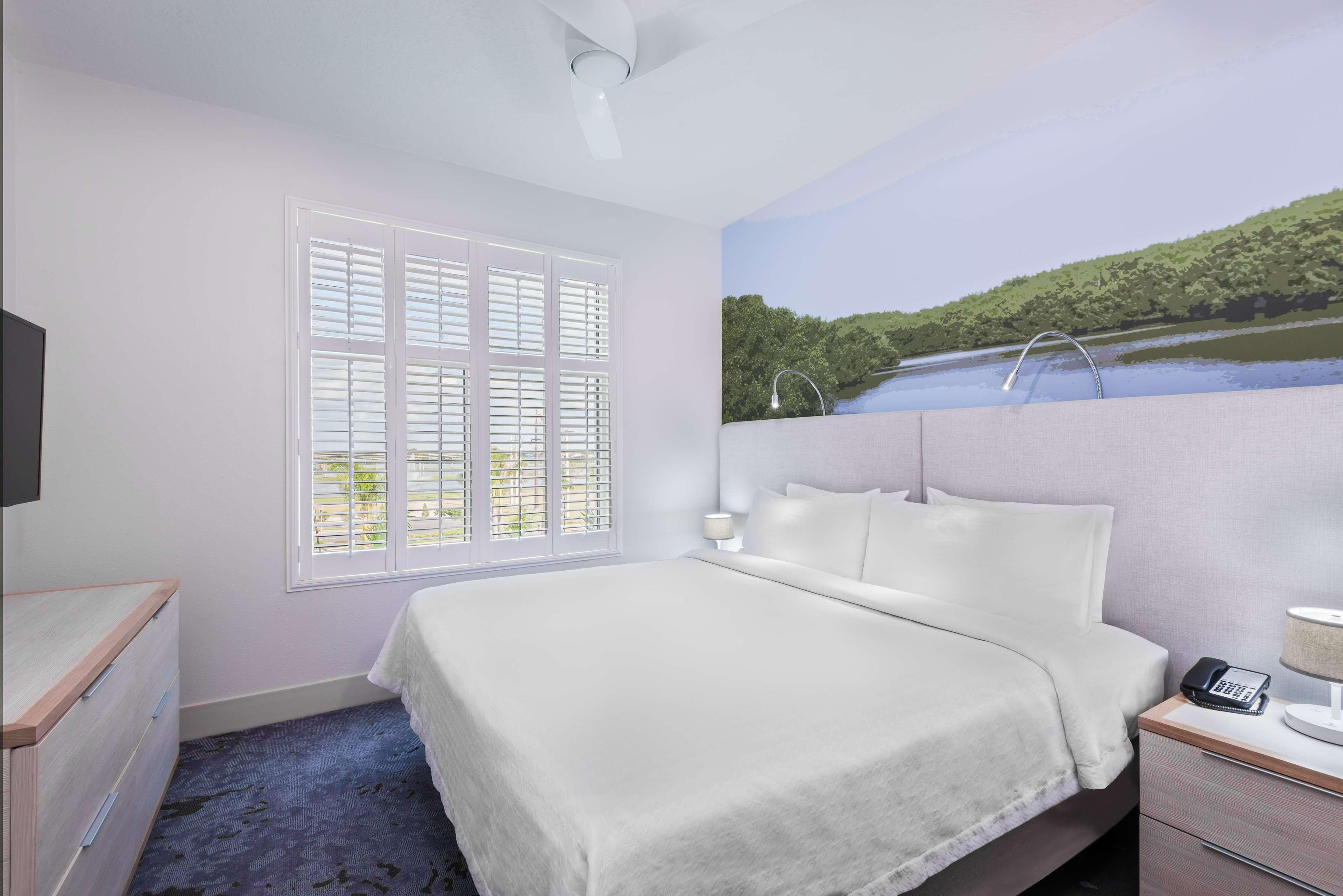 Suite King Bed Non Smoking