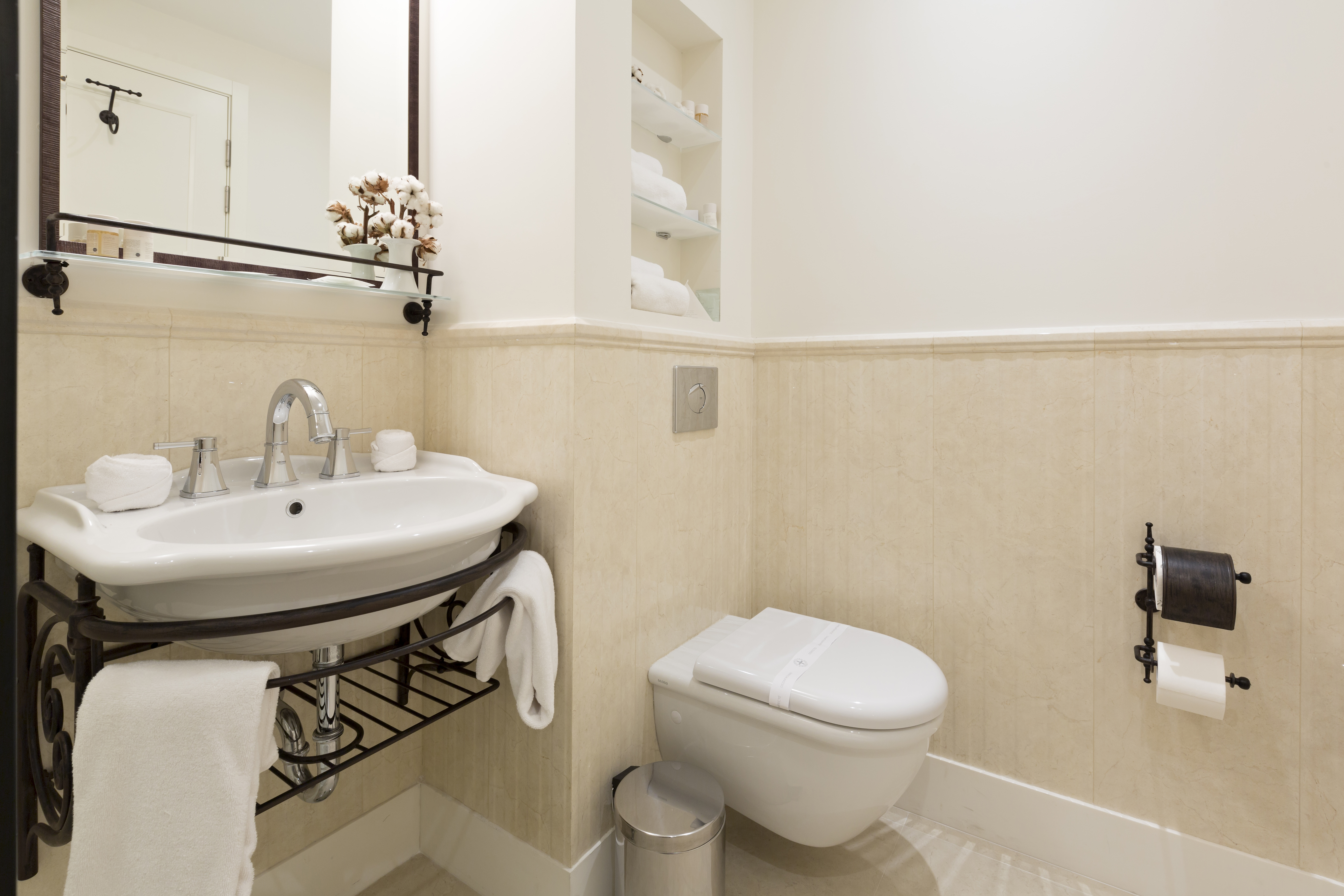 Double or Twin Standard