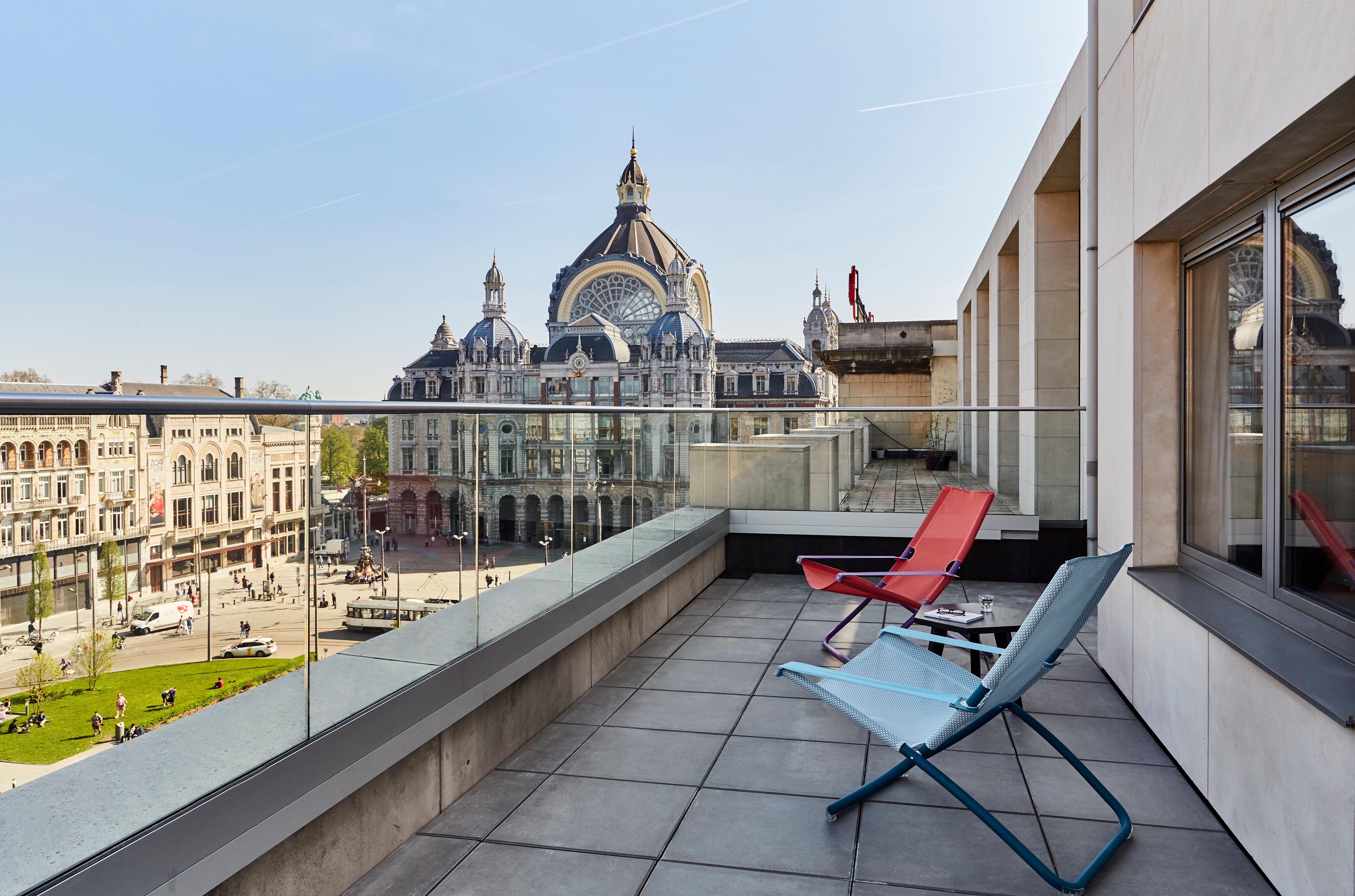 Double Premium City View