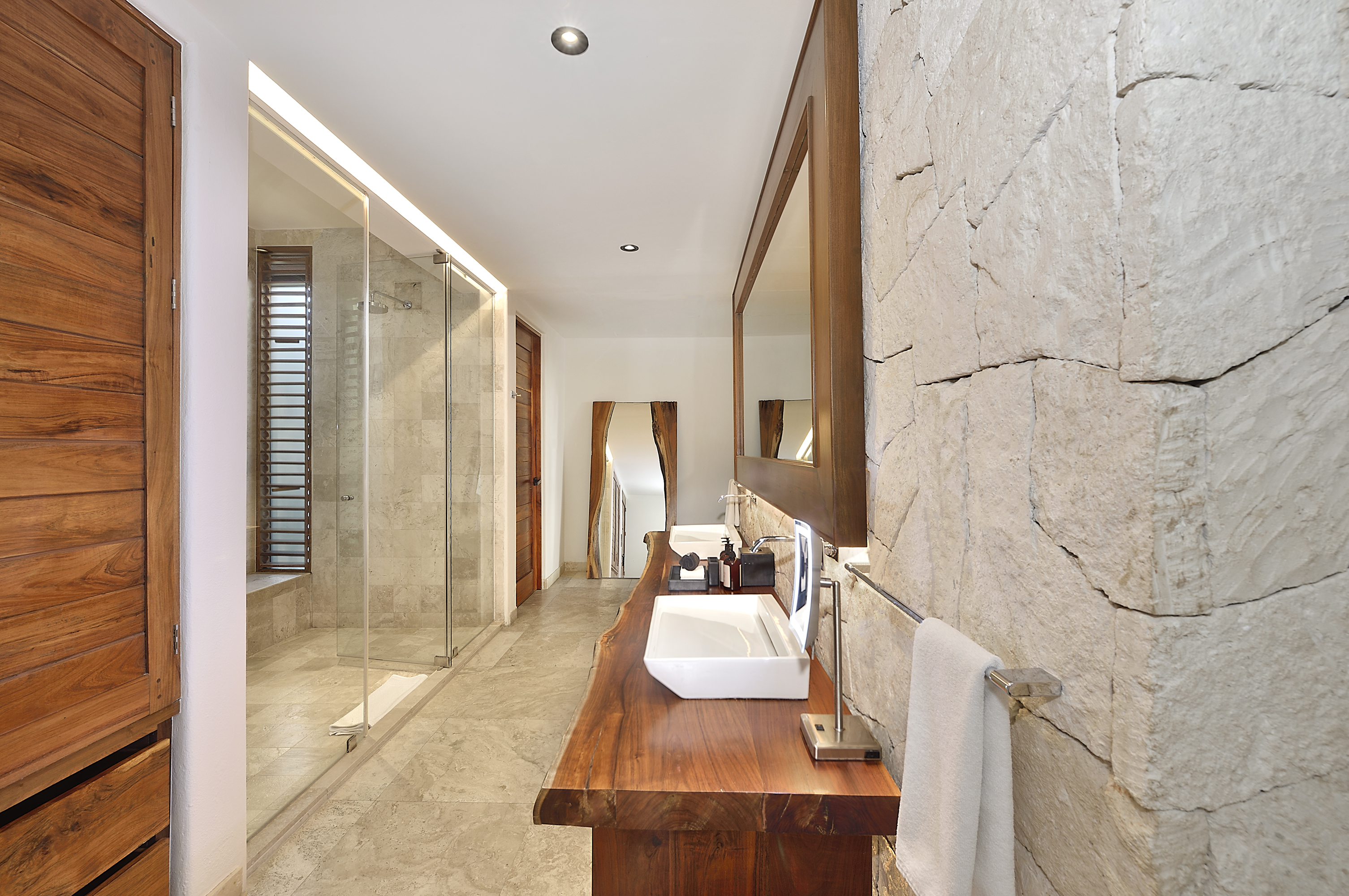 Room Partial Ocean View