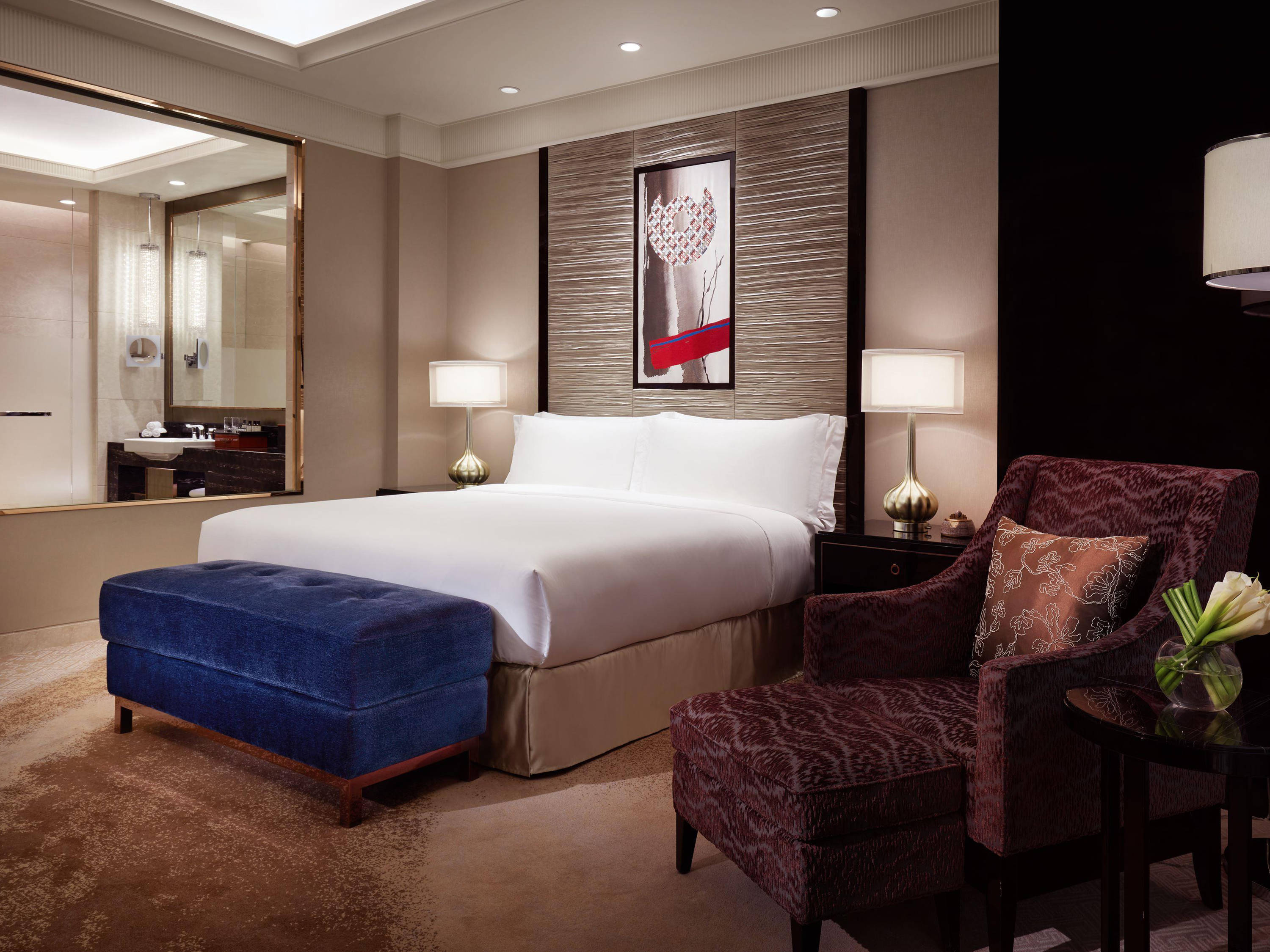 Double King Bed Non Smoking