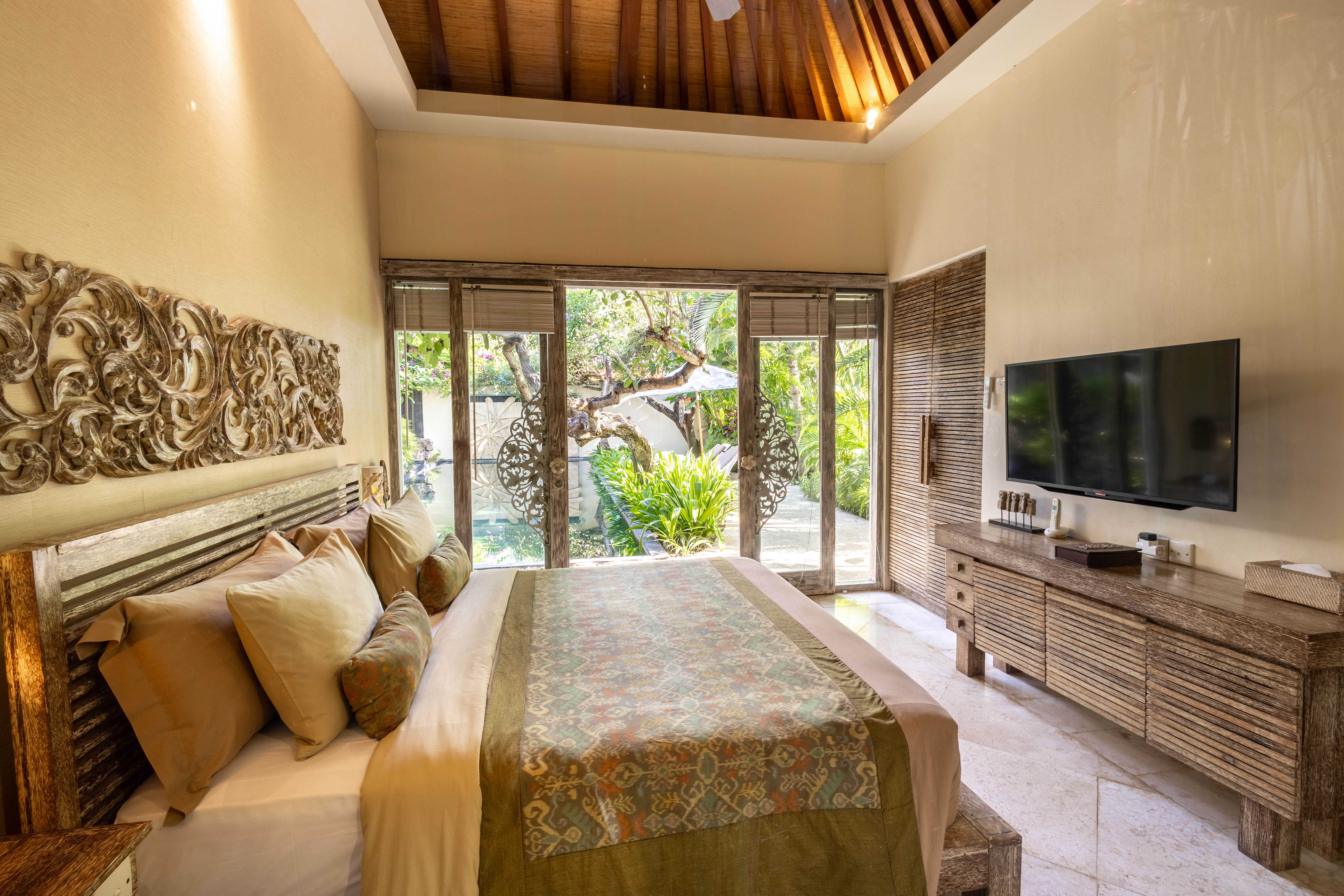 Villa Four Bedrooms with Private Pool