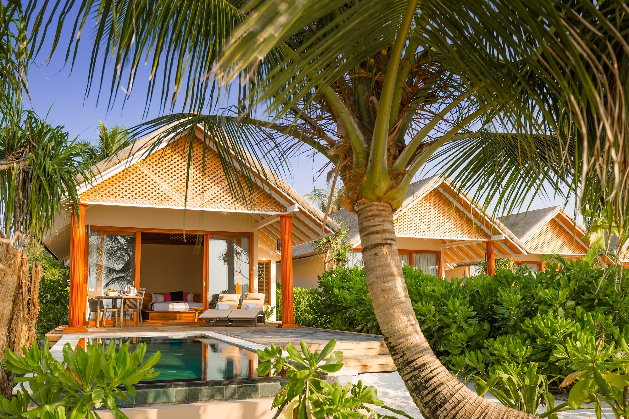 Villa Beach Front with Private Pool