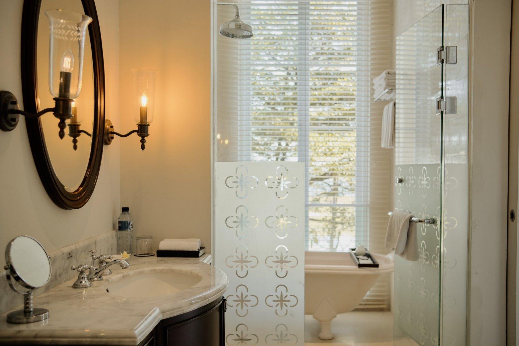 Suite Ocean View King Bed