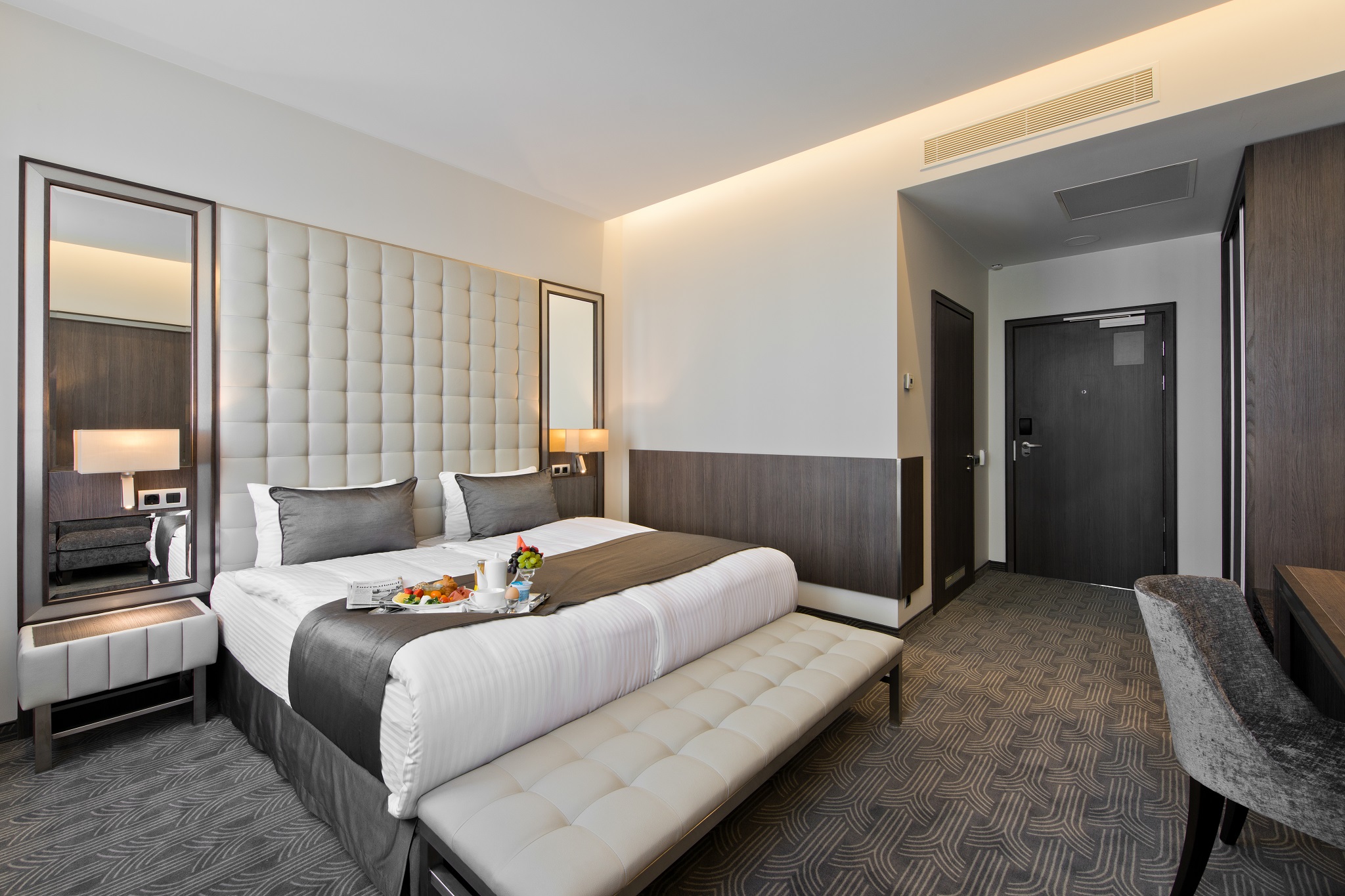 Double or Twin Standard